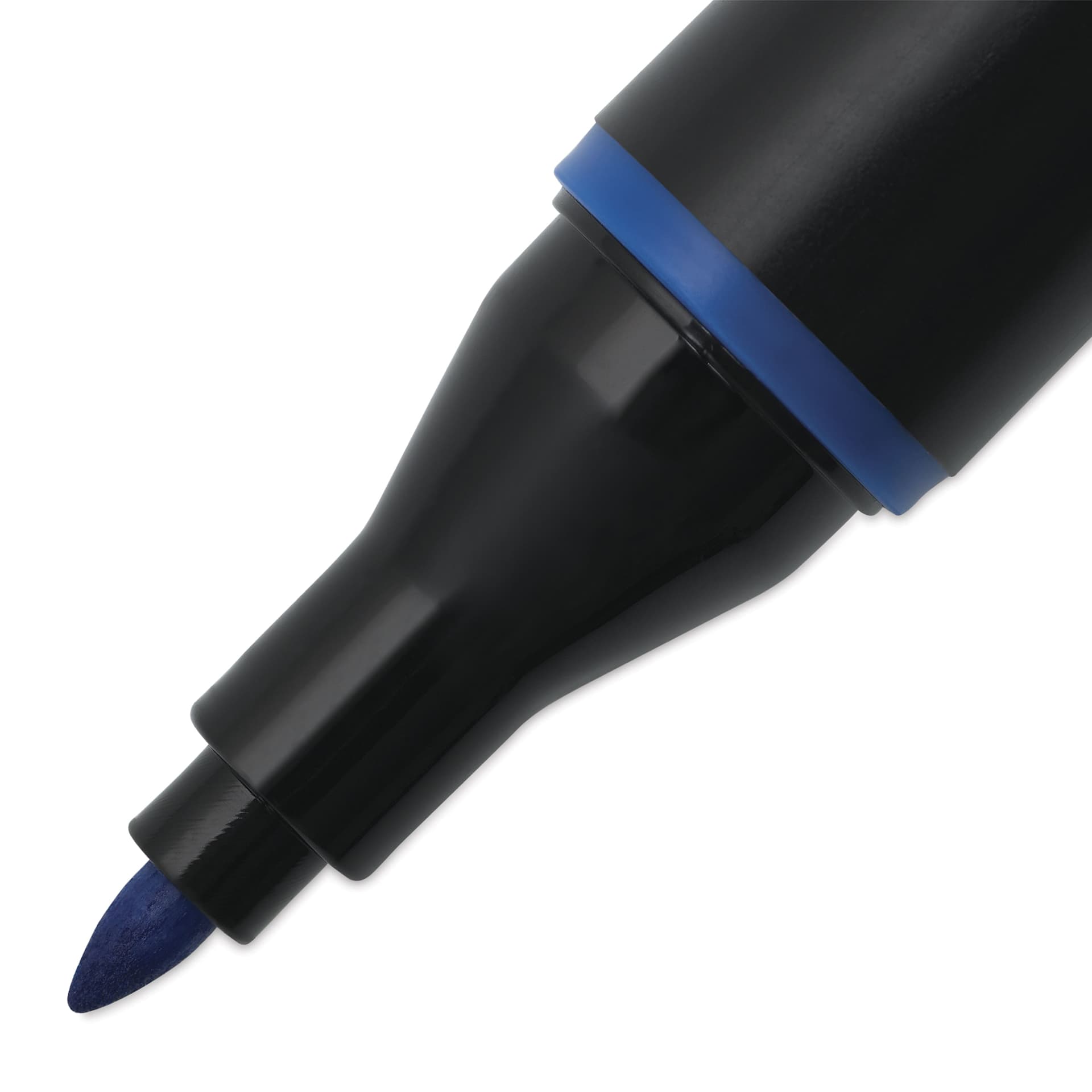 Blick Studio Alcohol Art Marker - 546 Cool Blue, close-up of the fine tip