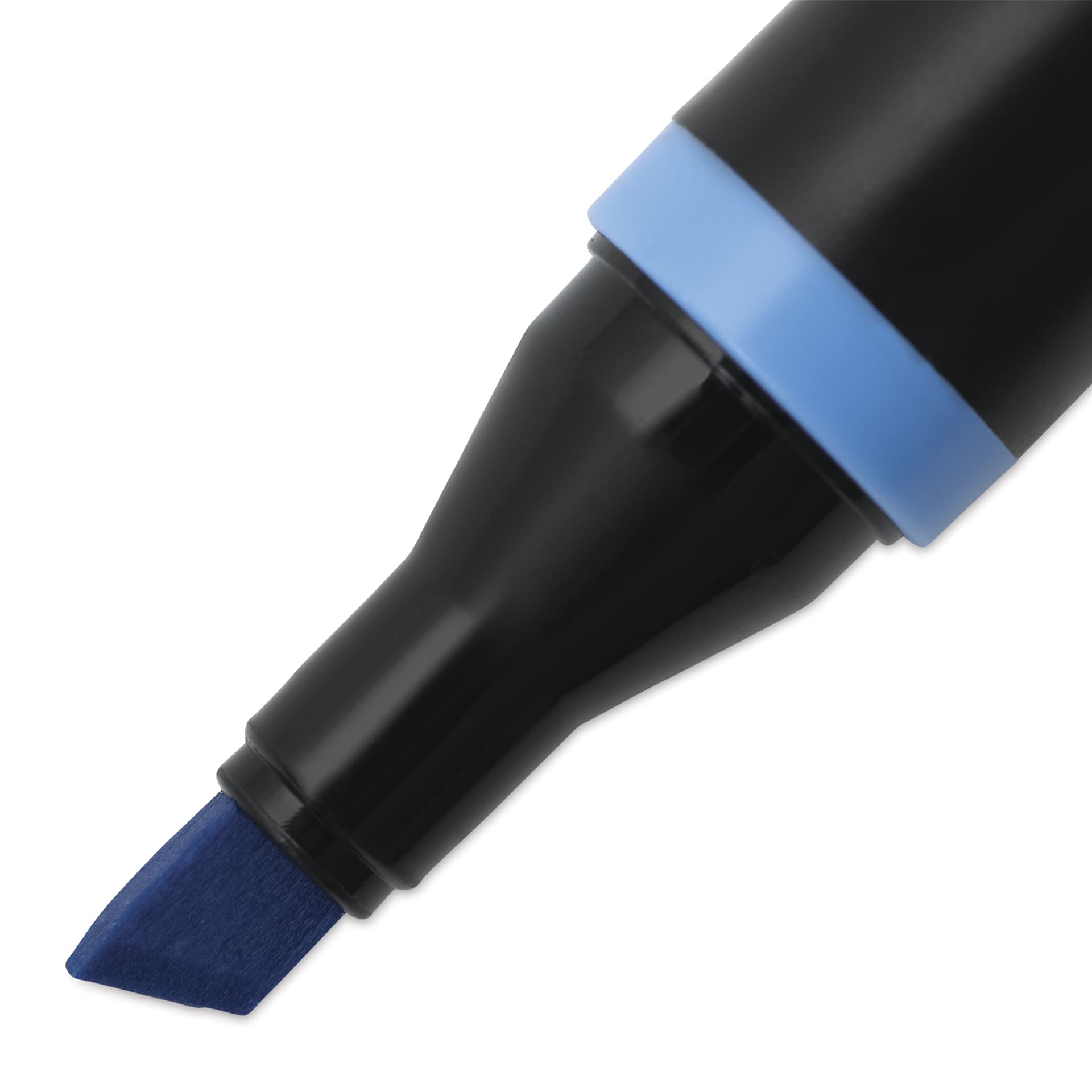 Blick Studio Alcohol Art Marker - 544 Washed Denim, close-up of chisel tip