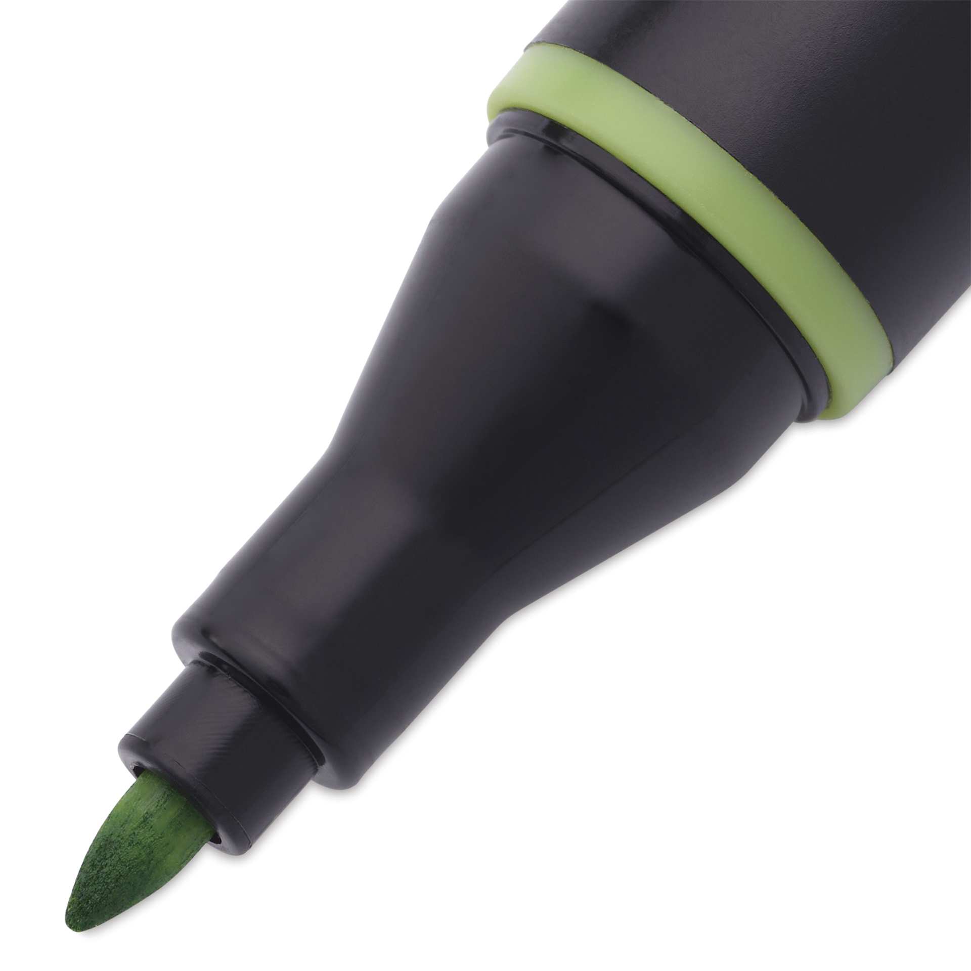 Blick Studio Alcohol Art Marker - 043 Spring Green, close-up of bullet tip