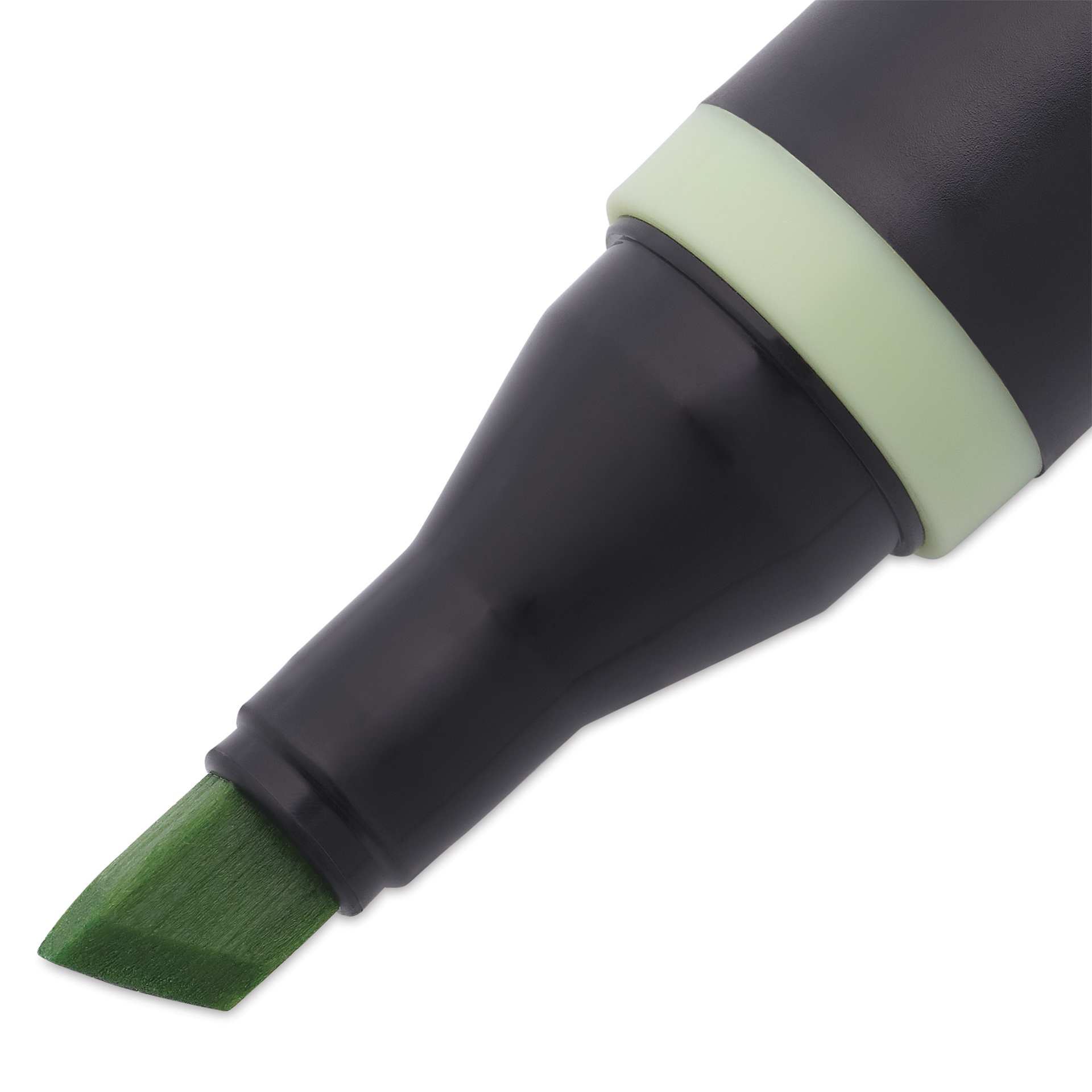 Blick Studio Alcohol Art Marker - 085 Green Tomato, close-up of the chisel tip