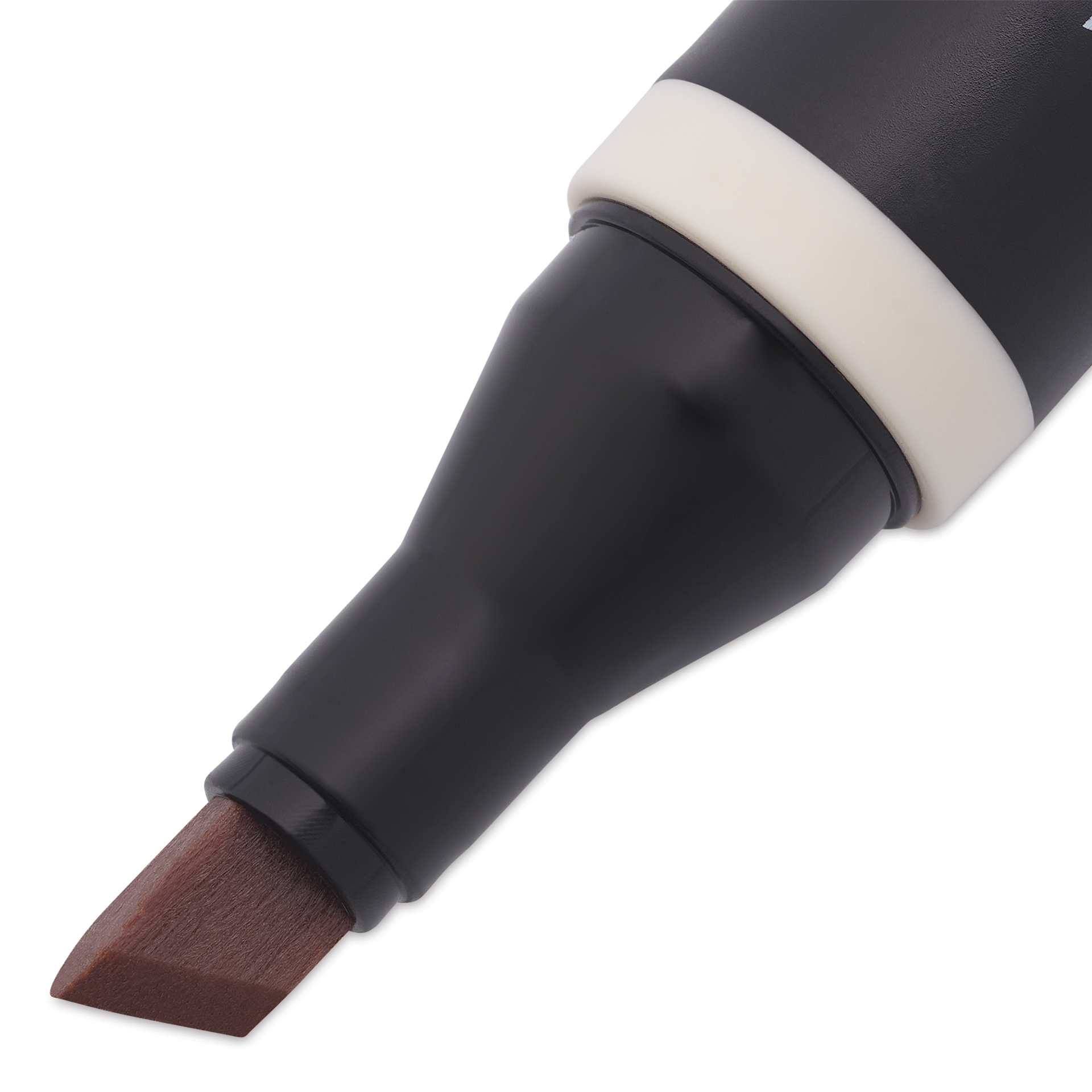 Blick Studio Alcohol Art Marker - 050 Taupe, close-up of chisel tip