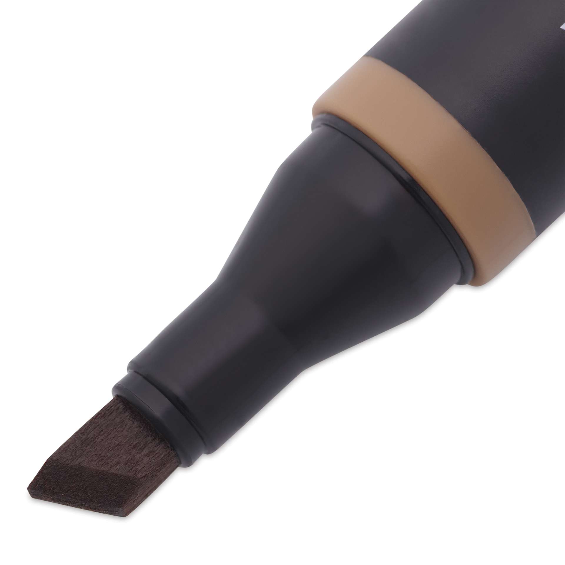 Blick Studio Alcohol Art Marker - 086 Light Umber, close-up of the chisel tip