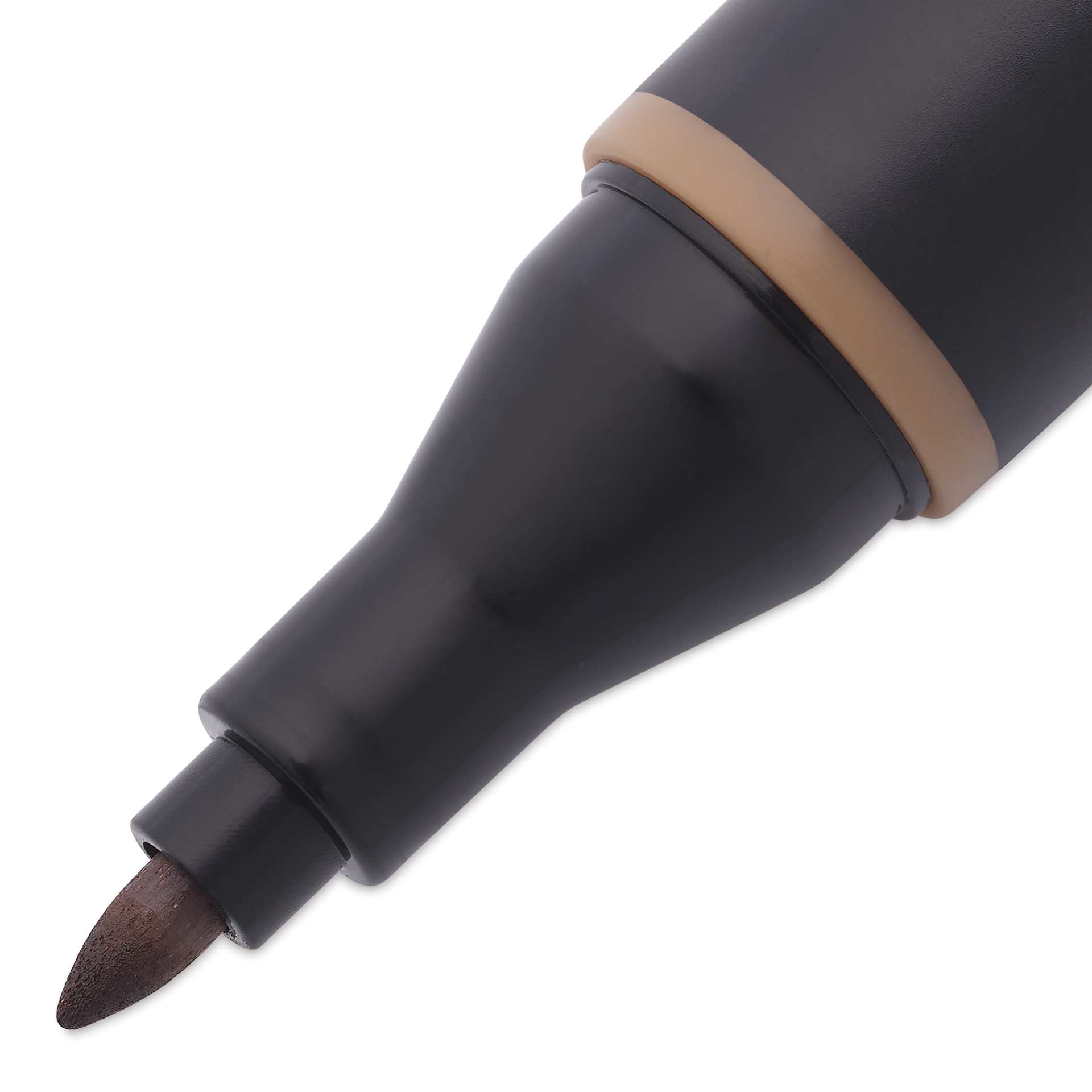 Blick Studio Alcohol Art Marker - 086 Light Umber, close-up of the fine tip