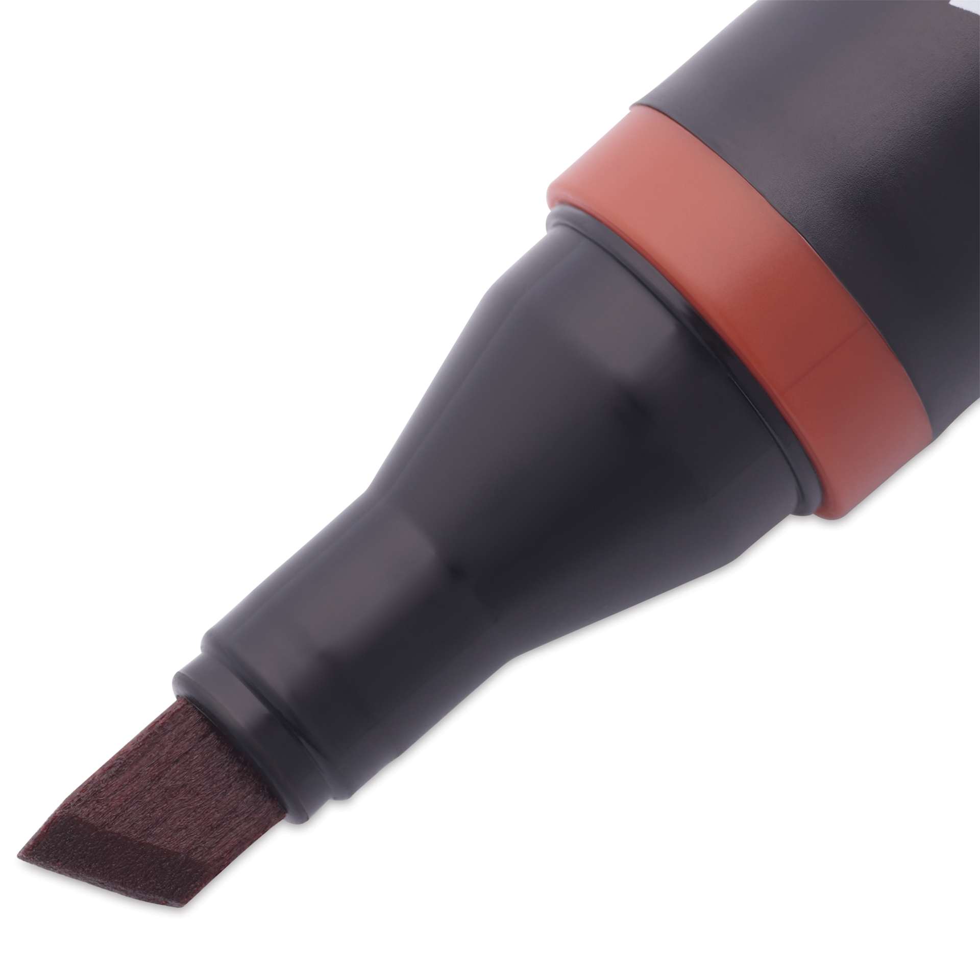 Blick Studio Alcohol Art Marker - 216 Cognac, close-up of the chisel tip