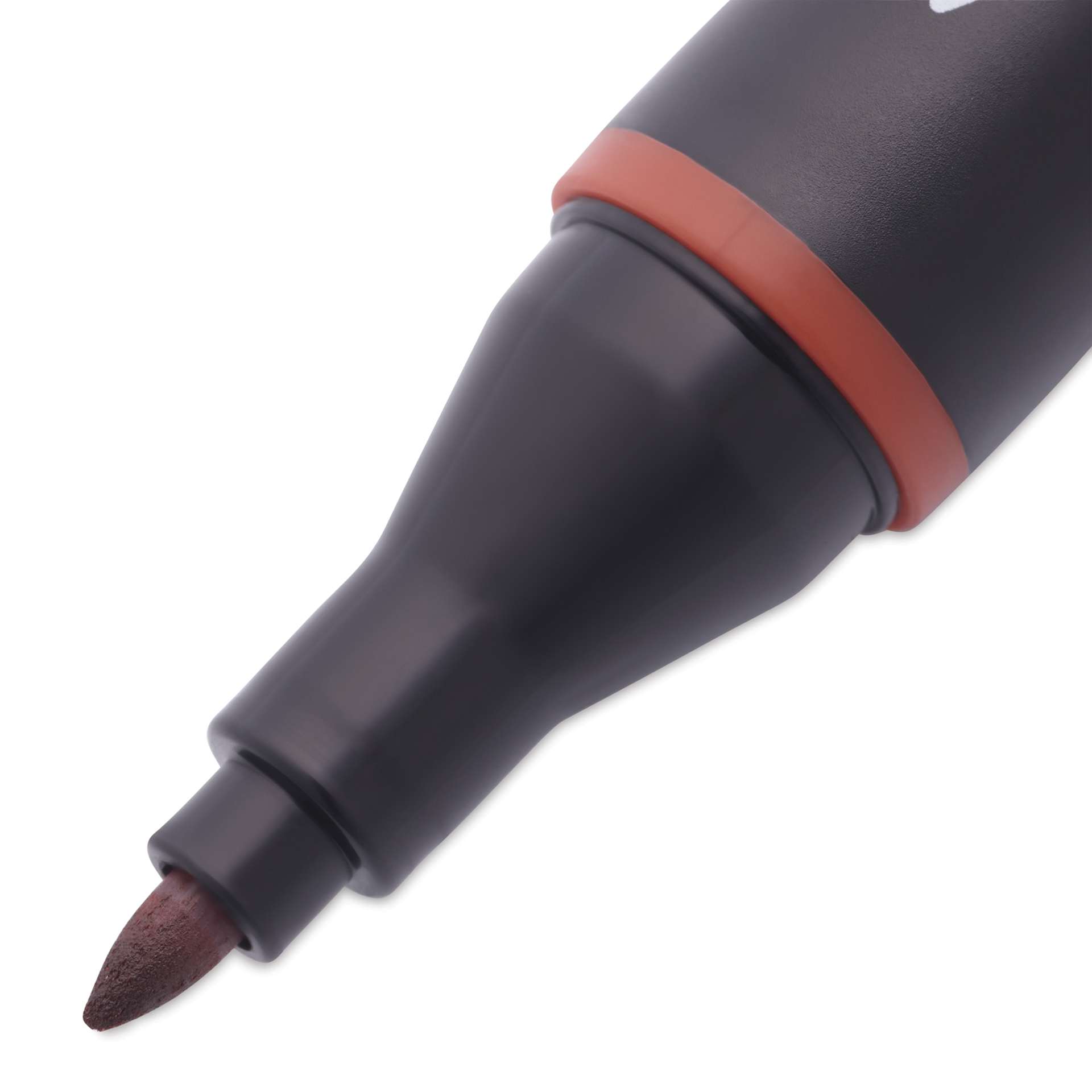 Blick Studio Alcohol Art Marker - 216 Cognac, close-up of the fine tip