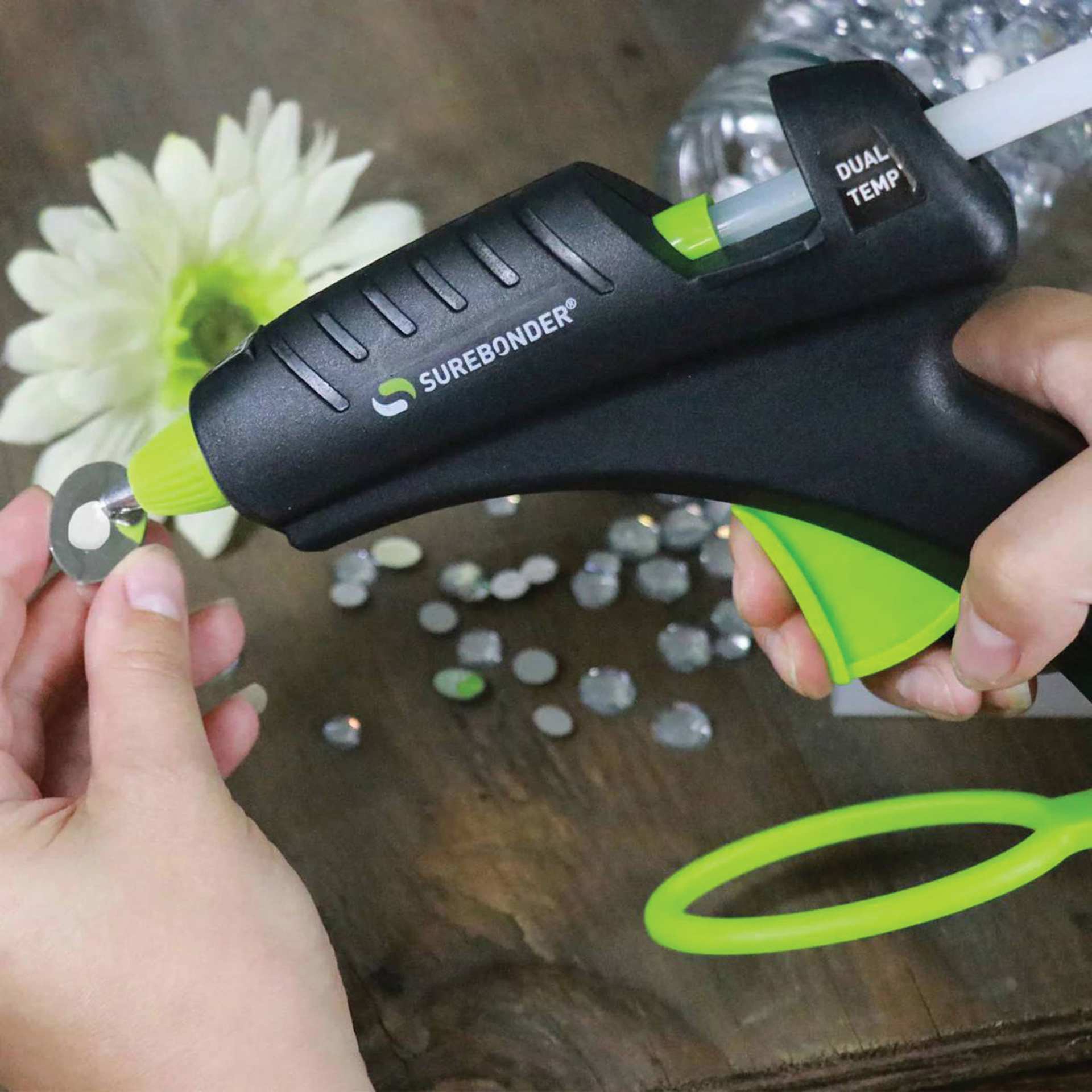 Surebonder Plus Series Dual Temp Glue Gun Kit