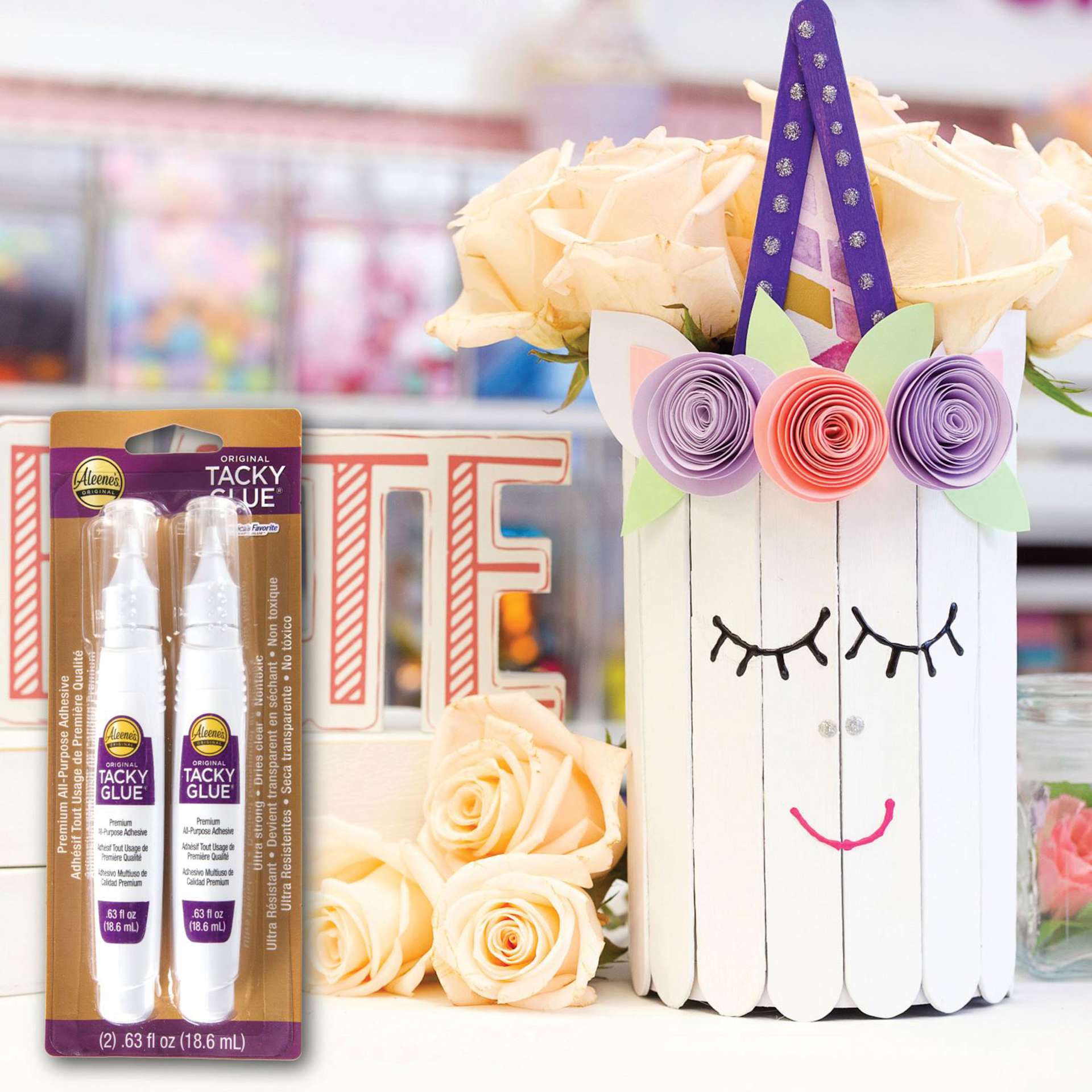 Aleene's Original Tacky Glue - Pen, Pkg of 2 with completed example projects