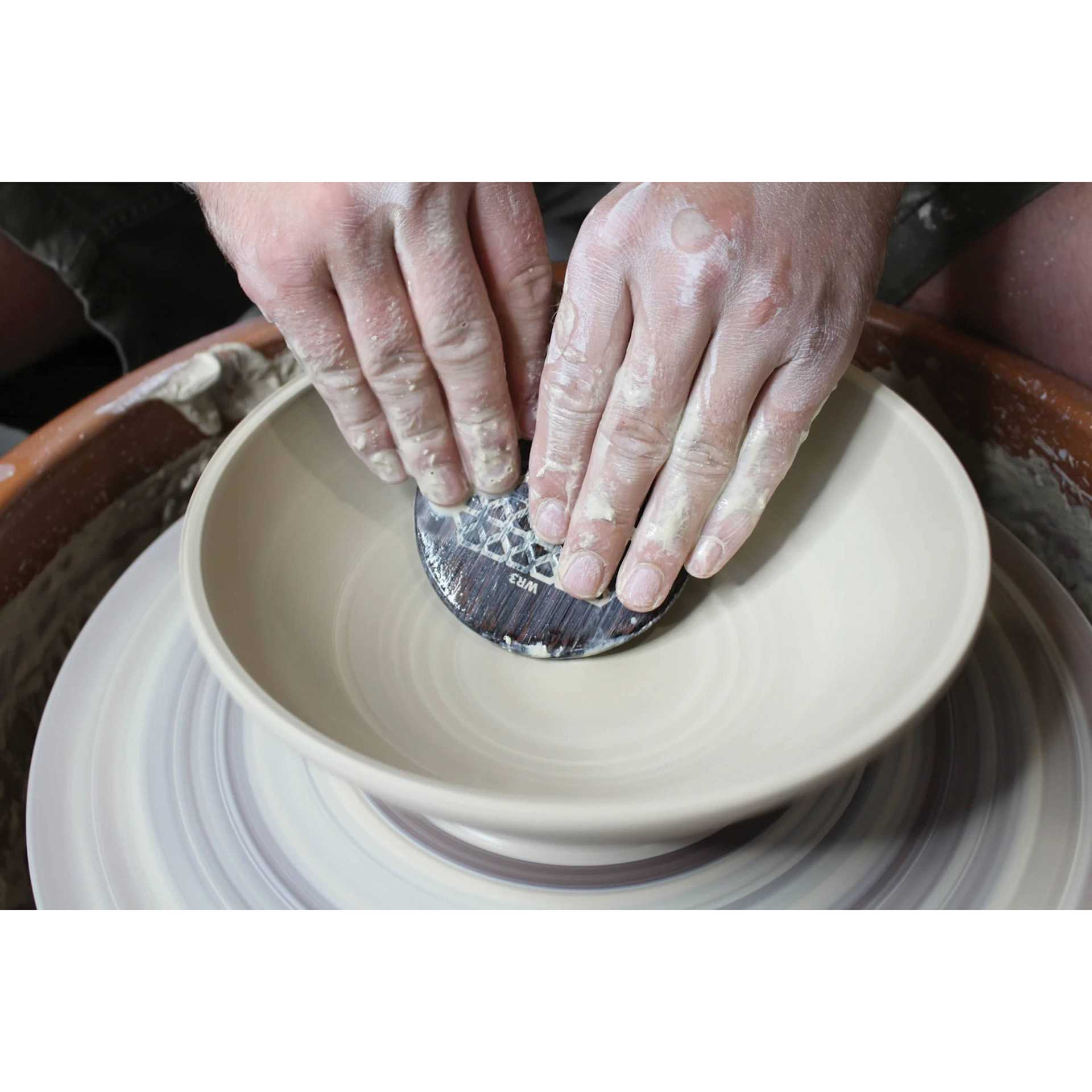 DiamondCore Wood Rib - WR3, 100 mm molding inside of clay bowl