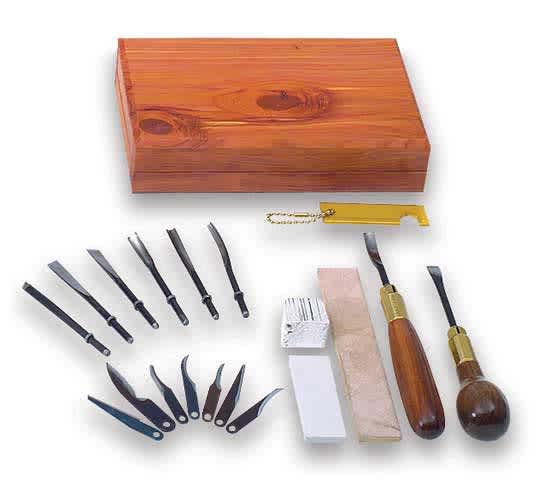 21 Piece Carving Chest