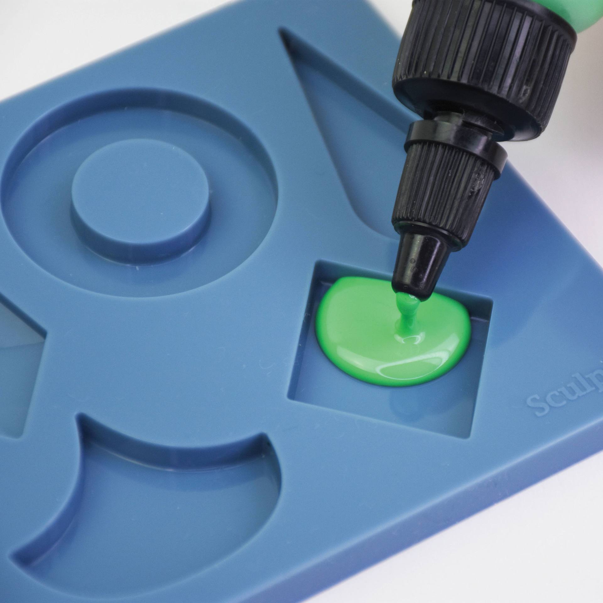 Liquid Sculpey - Green, 1 oz - pouring into mold