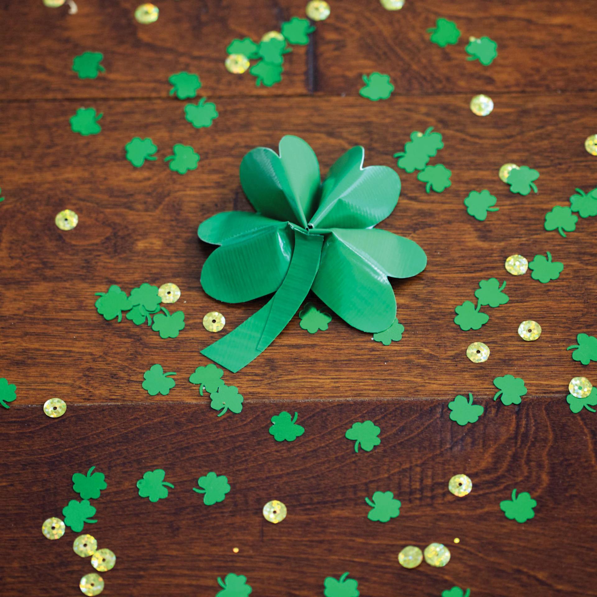 ShurTech Color Duck Tape - 1.88" x 20 yds, Green finished shamrock example