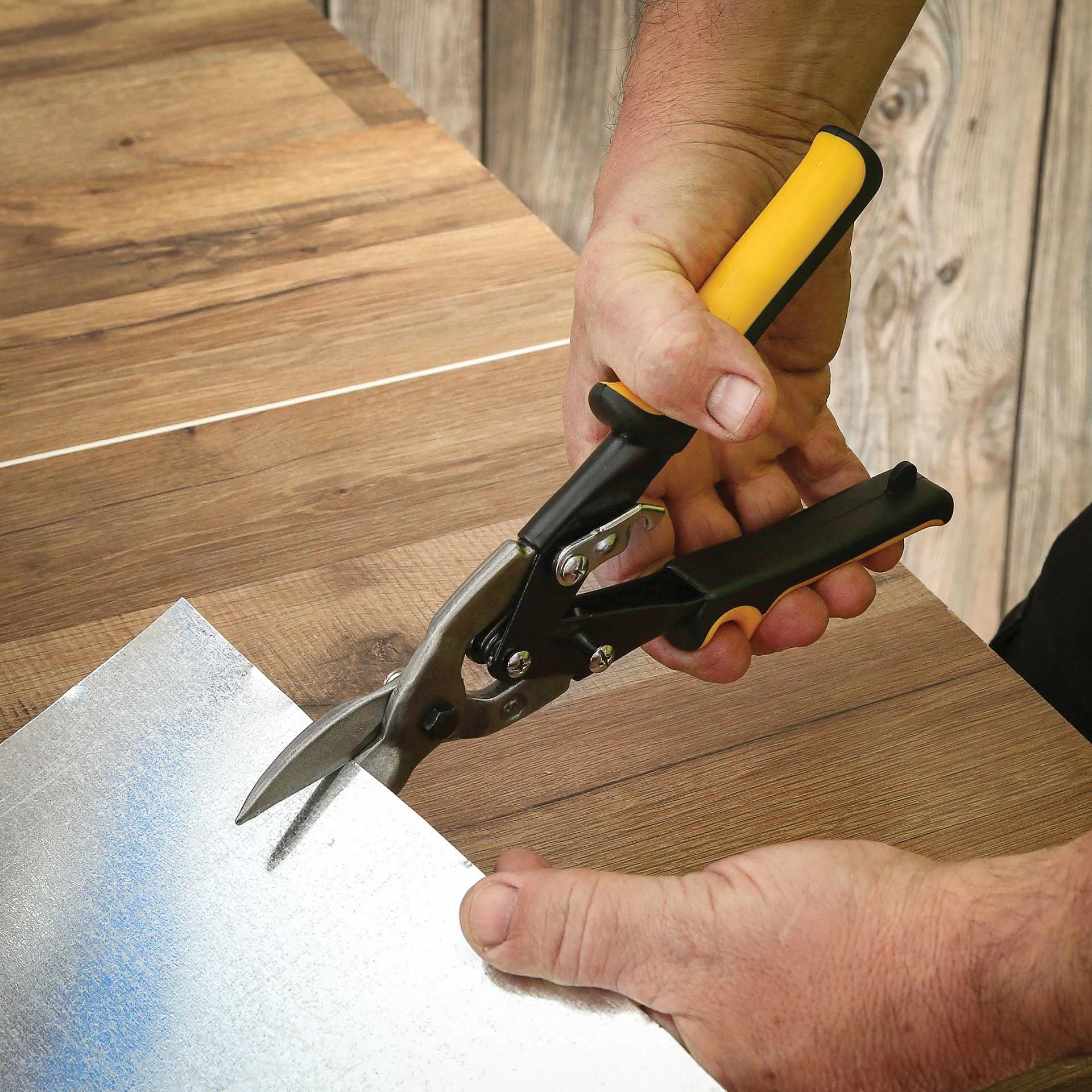 GreatNeck Aviation Snips - in use