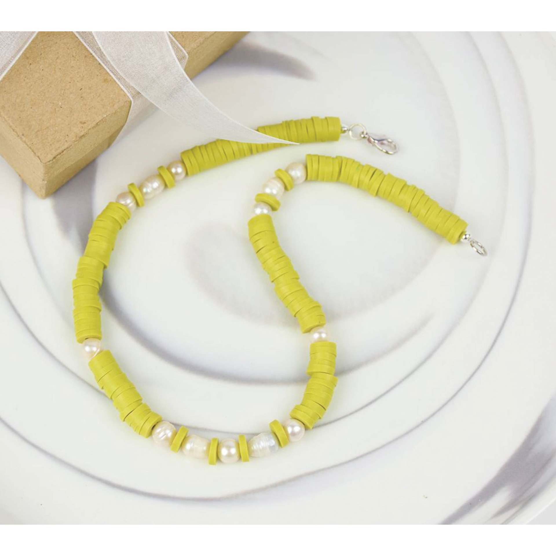 Scupley Souffle - Citron, 7 oz Bar finished necklace example