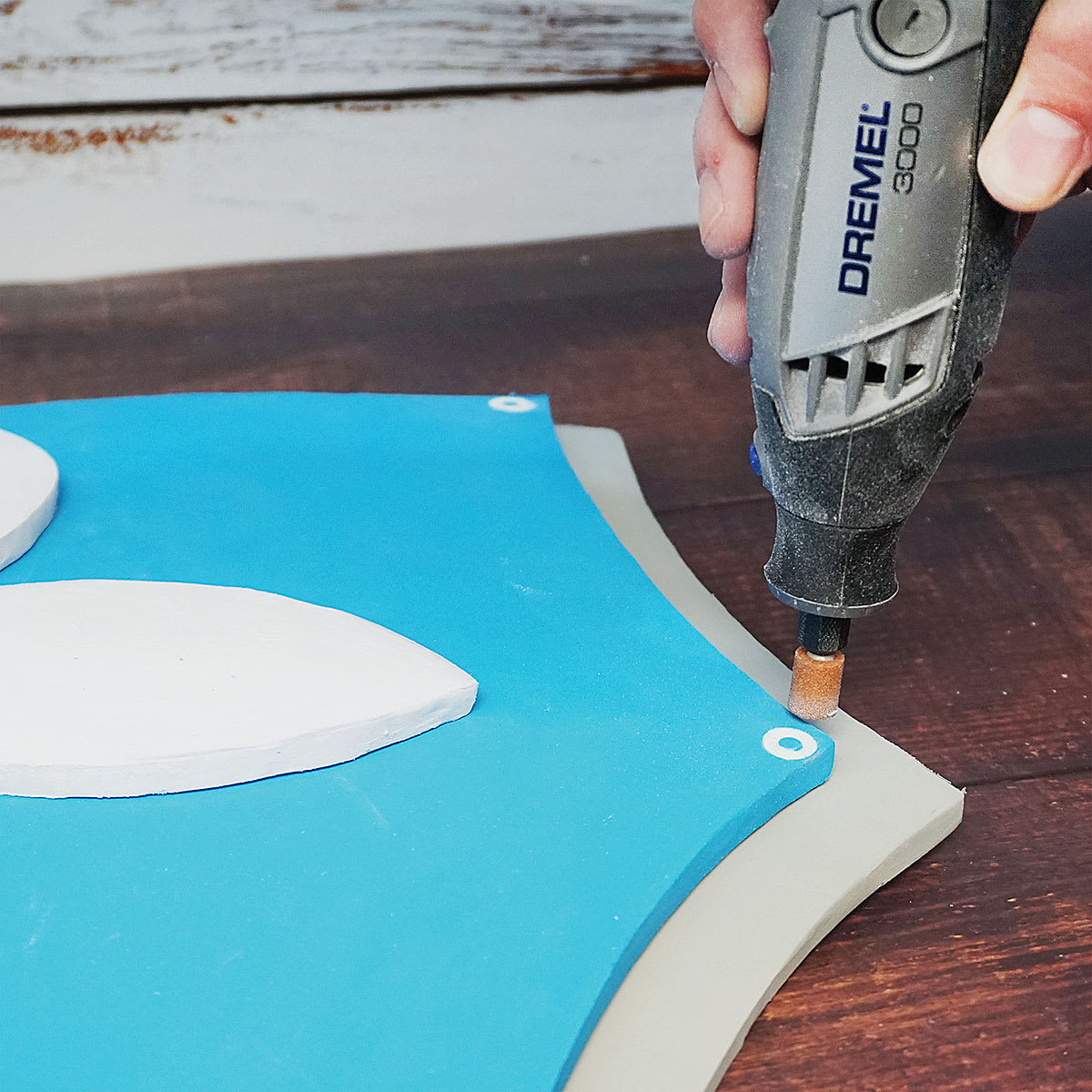 Dremel 3000 Variable Speed Rotary Tool - Example of use punching holes