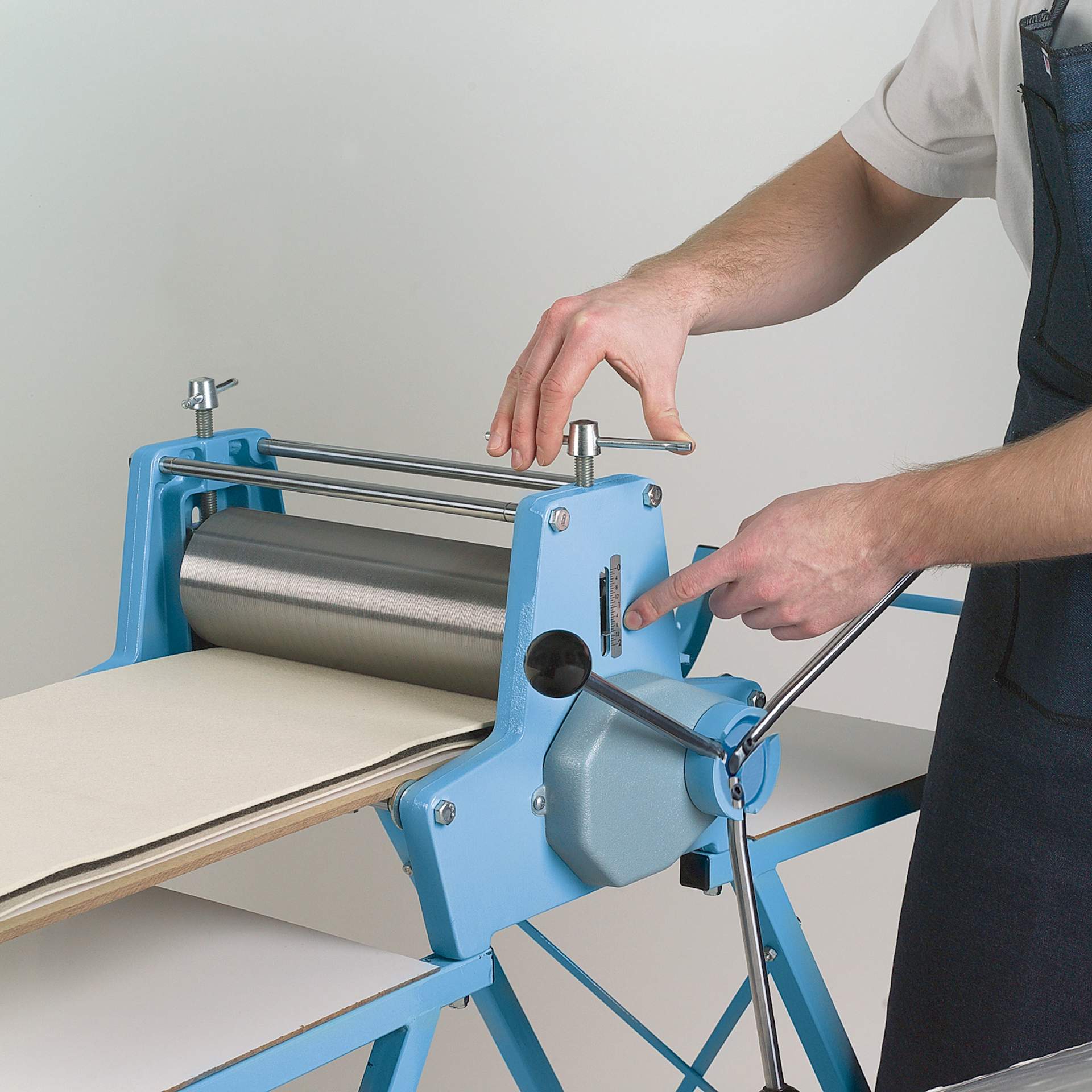Blick 906 Etching Press (Upper roll being adjusted)