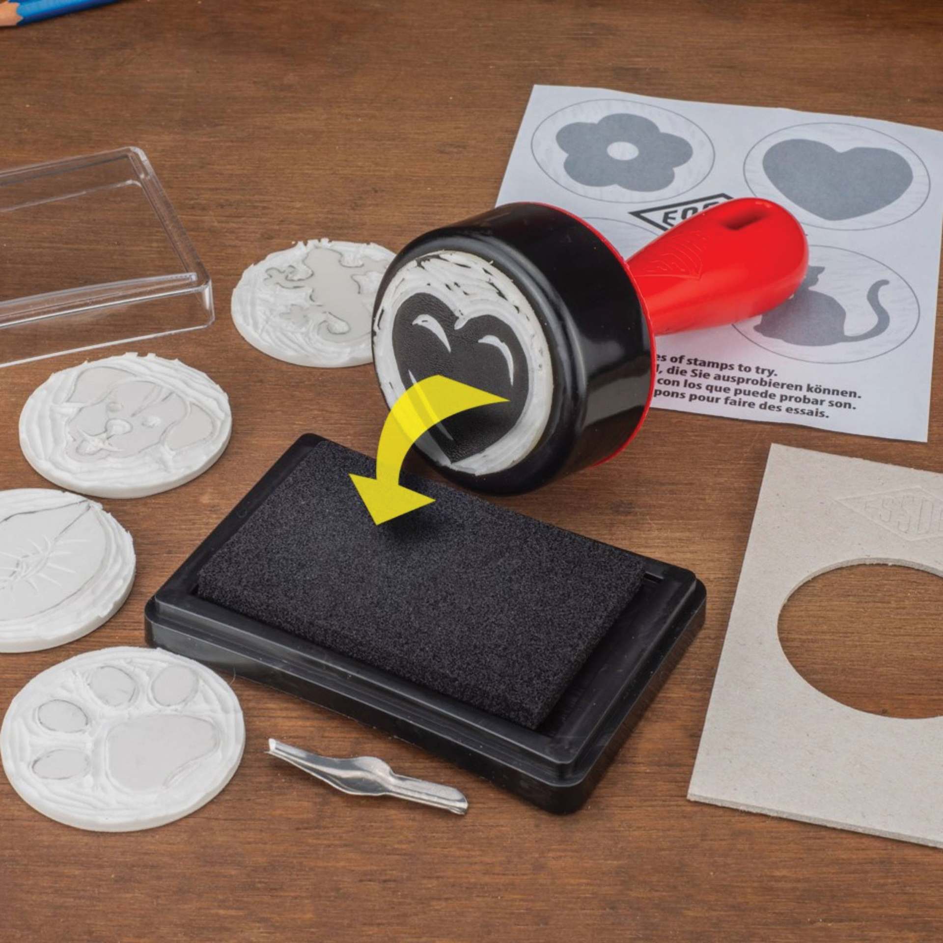 Essdee MasterCut Stamp Carving Kit (Baren with heart stamp after ink was applied)