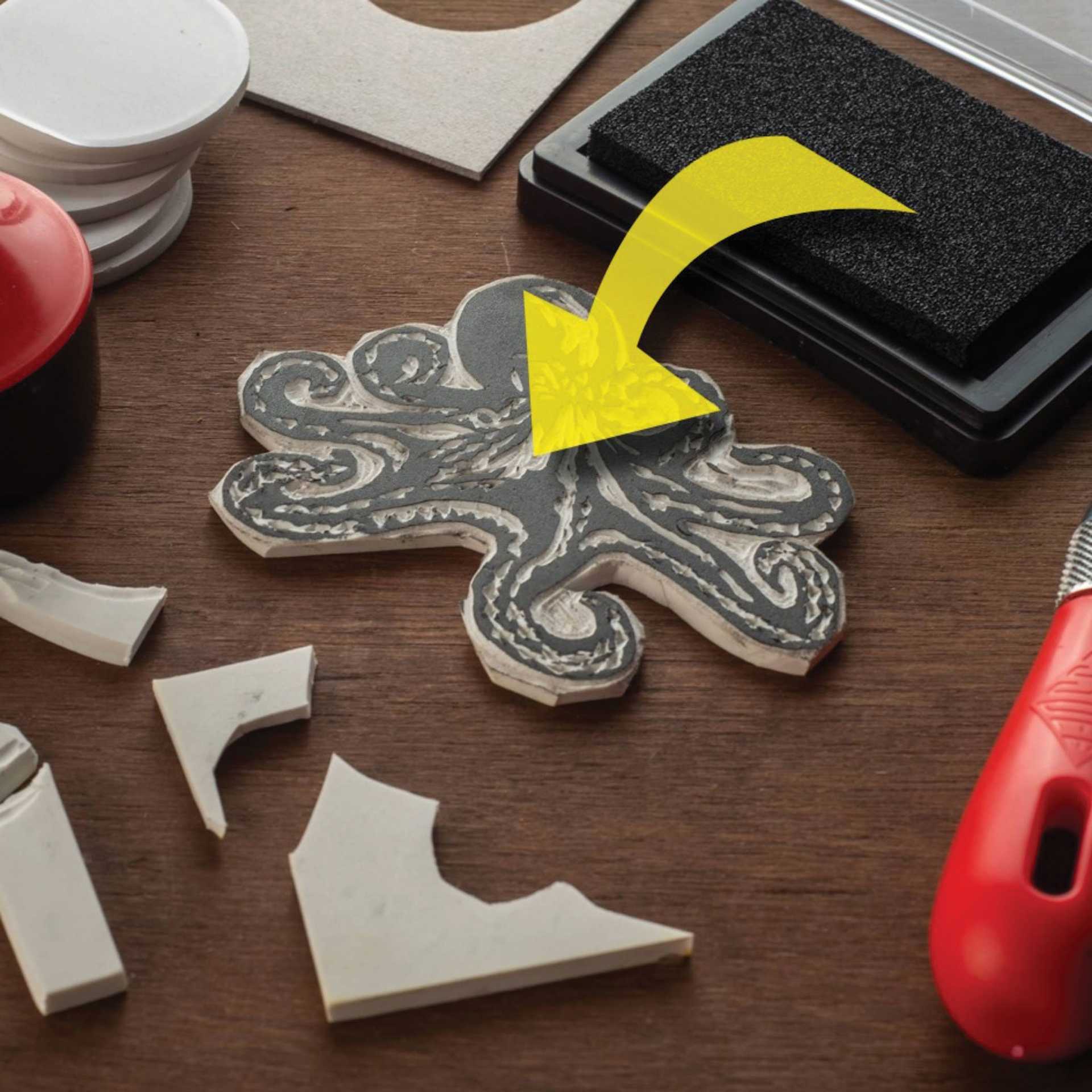 Essdee MasterCut Stamp Carving Kit (Octopus with ink applied)