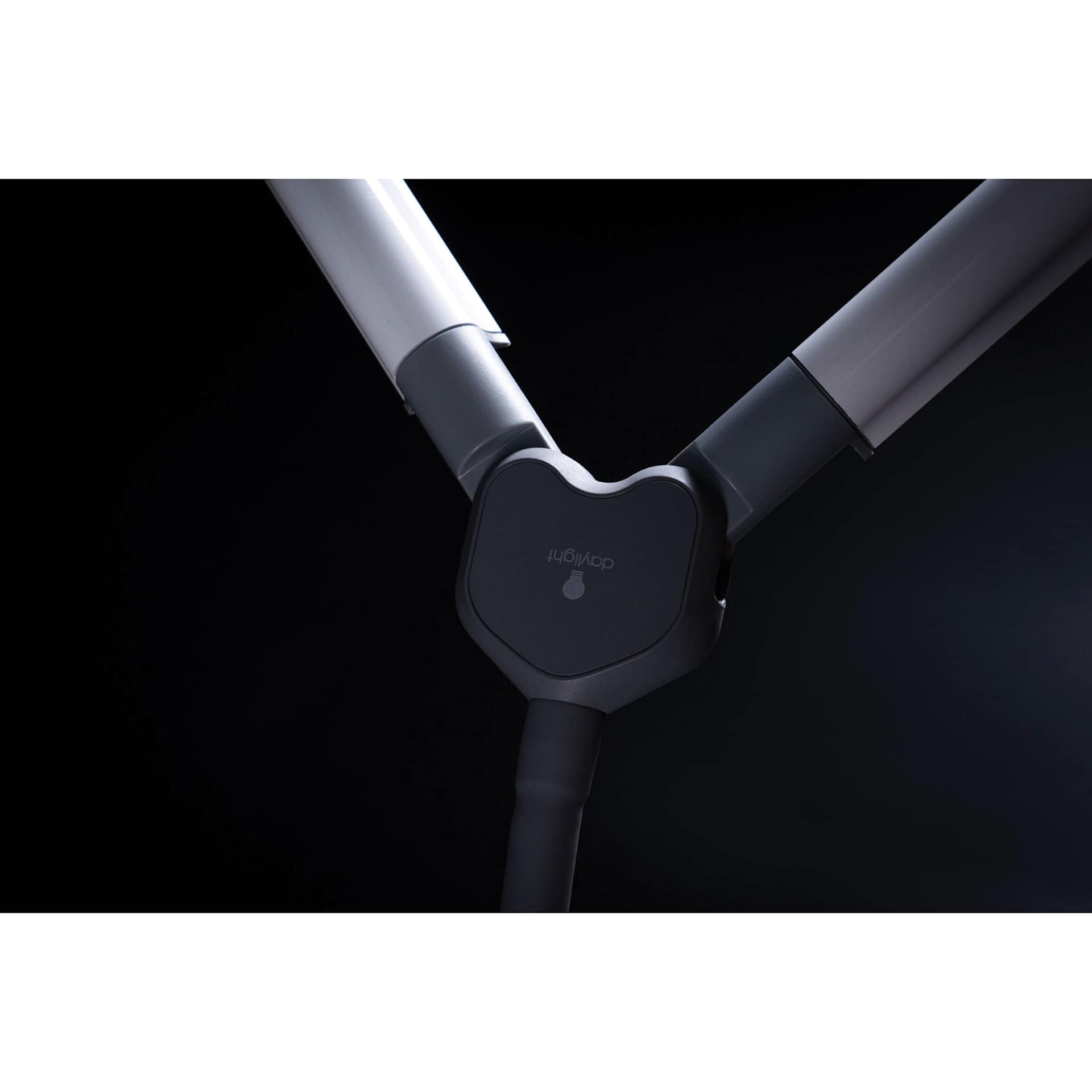 Daylight DuoPro Clamp Lamp - close-up of shade joint