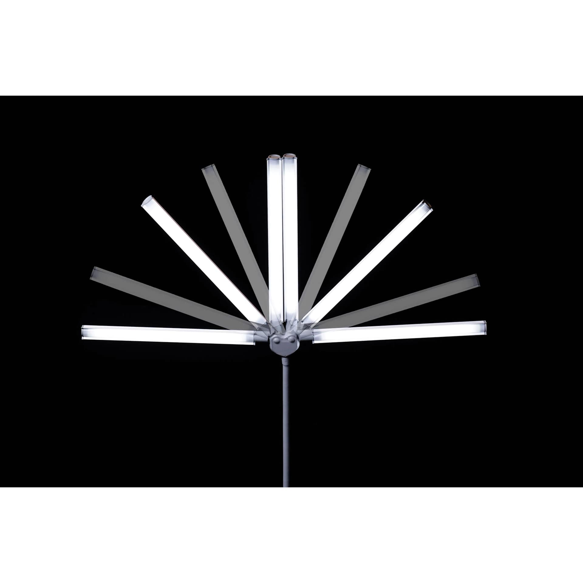 Daylight DuoPro Clamp Lamp - visual of duo shade's range of motion