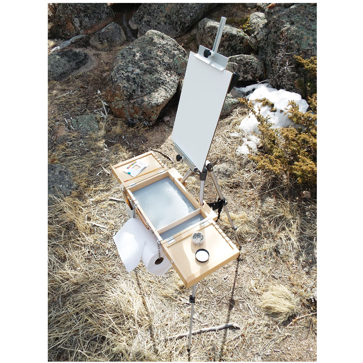 Guerrilla Painter Campaign Box - Photo showing Box in use attached to tripod with canvas