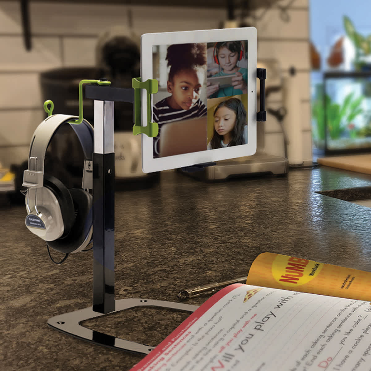 Copernicus Dewey the Document Camera Stand (Shown in use with virtual meeting) 