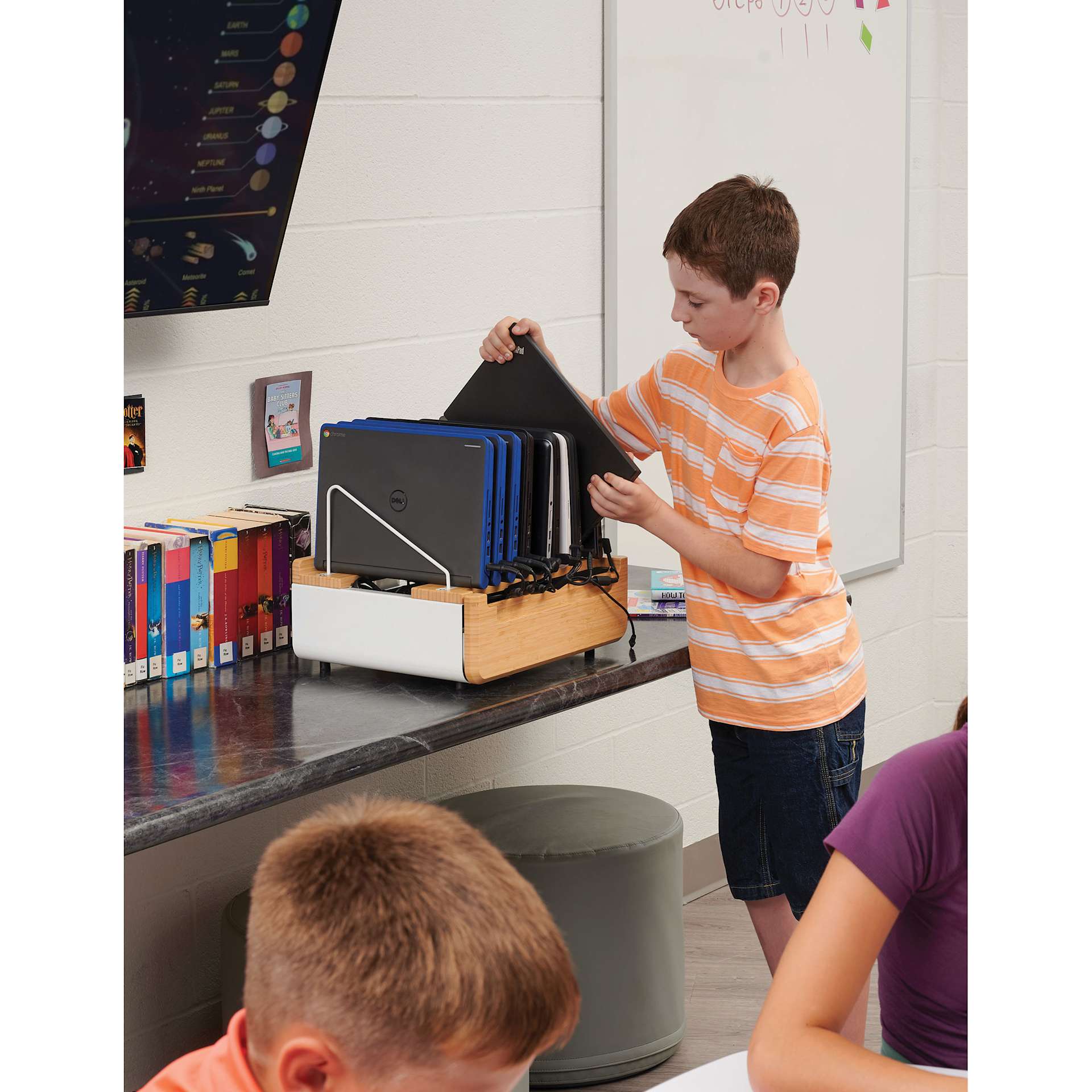 Copernicus Device Management Stand - 10 Device Stand, child removing device