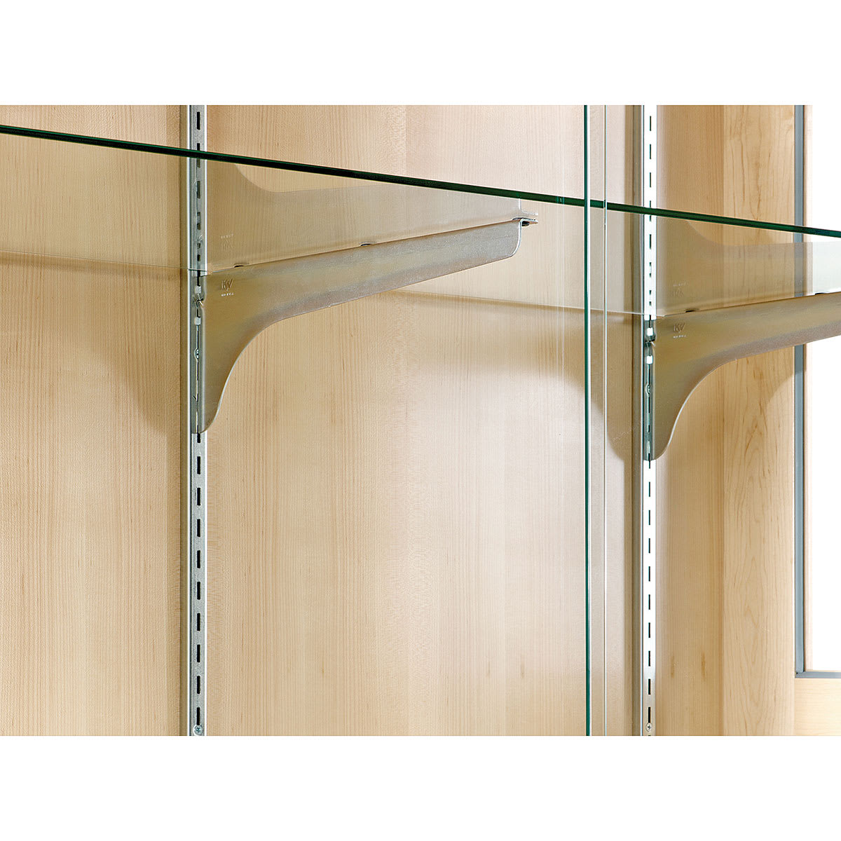 Diversified Spaces Premier Display Cabinet - closeup of adjustable glass shelf