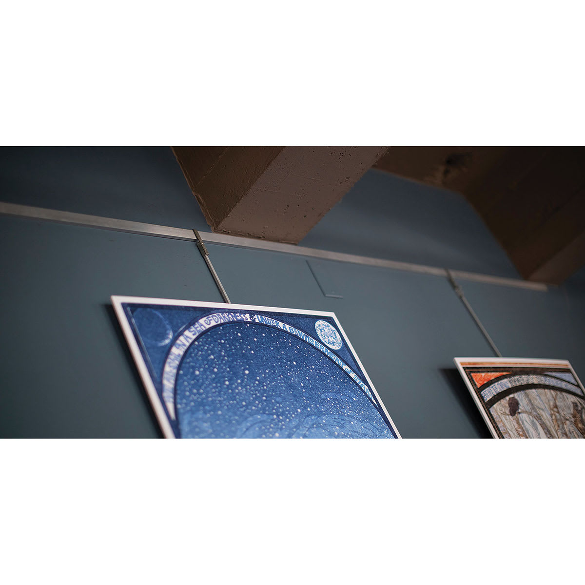 Walker System Moulding - Aluminum (Unfinished), 8 ft - in use