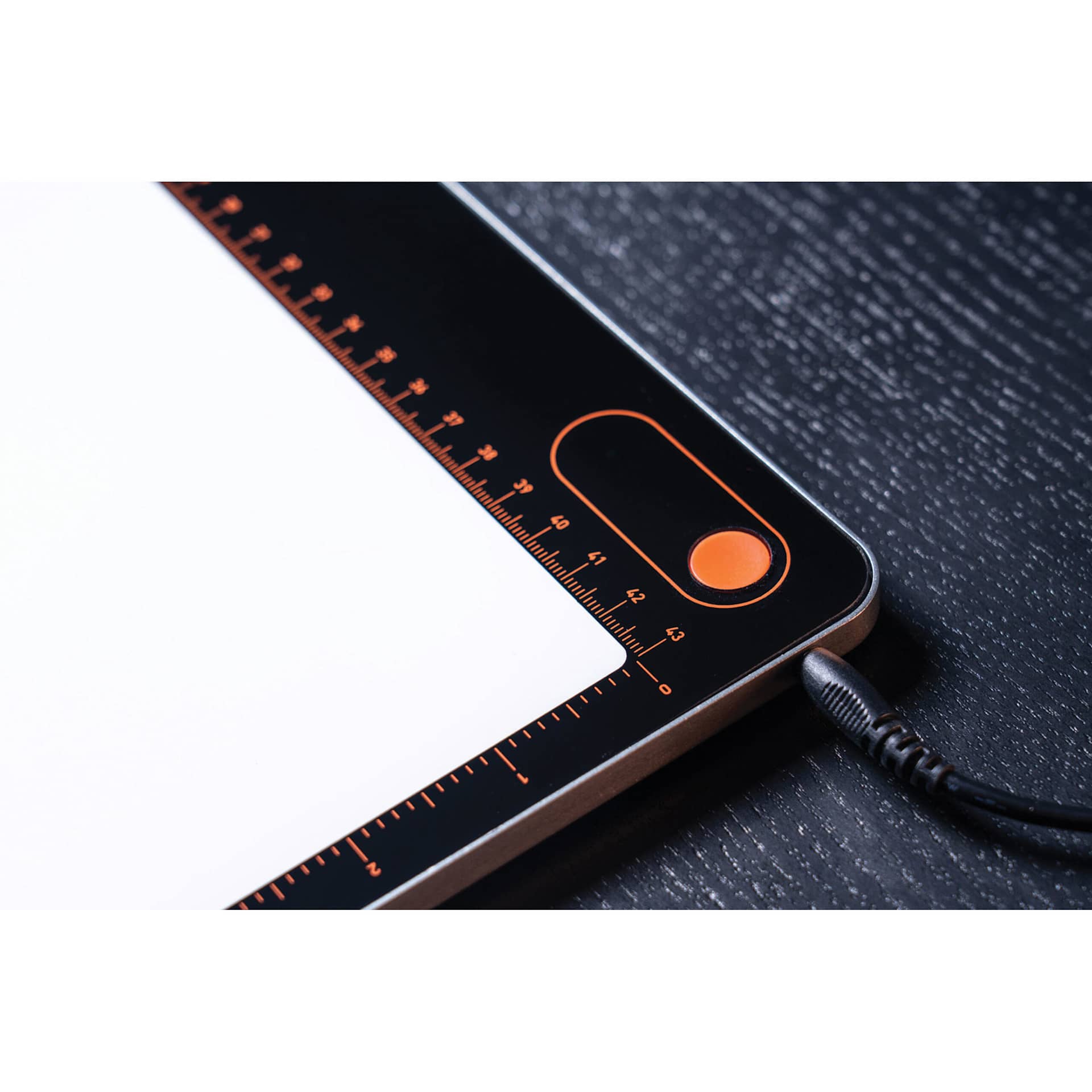 Daylight Tabla XL Light Pad - corner with dimmer button
