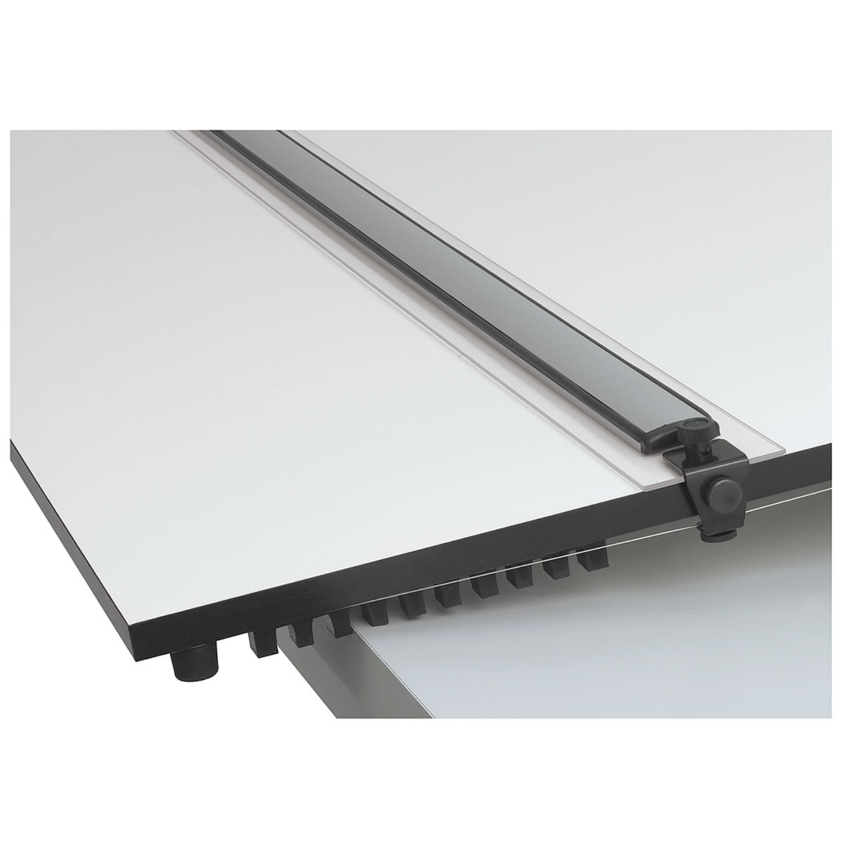 Alvin PXB Portable Parallel Straightedge Board - 31" x 42" - close-up