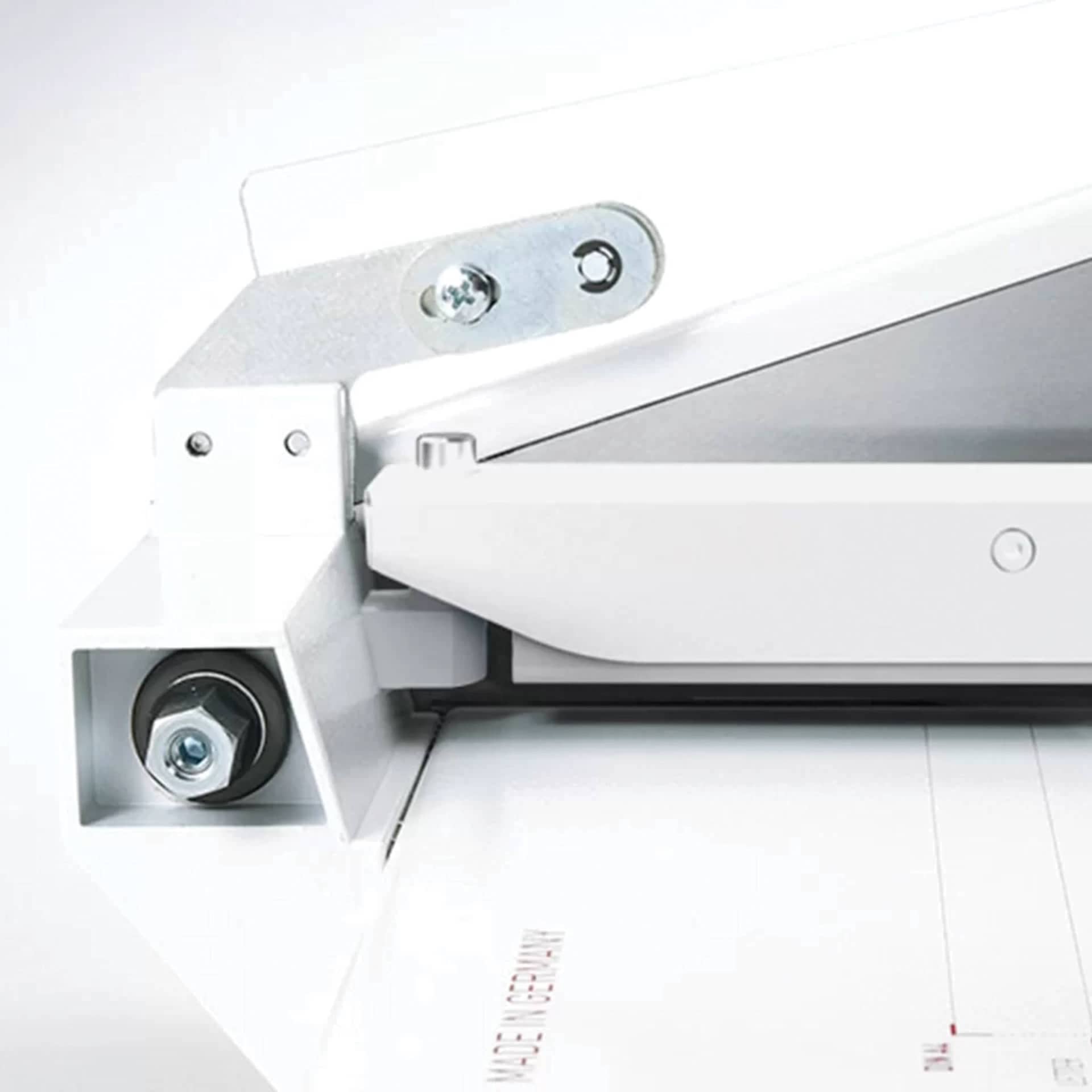 MBM Triumph 1158 Tabletop Trimmer close-up of guard