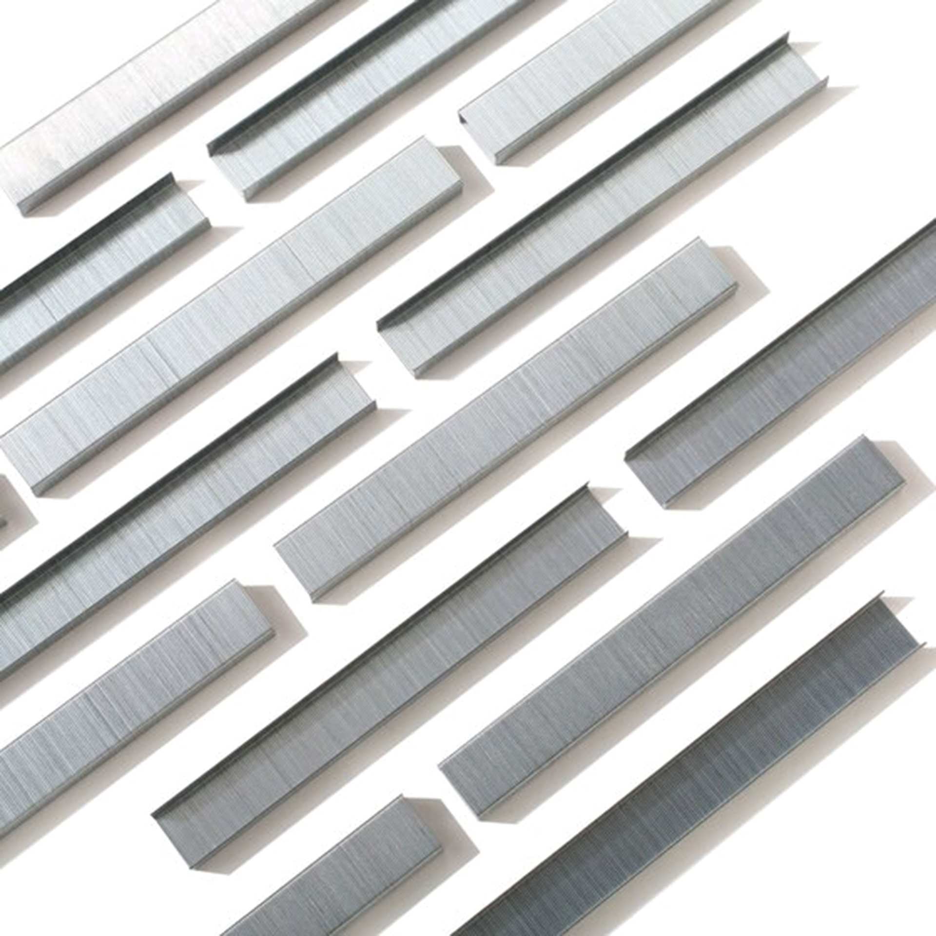 Swingline SF4 Premium Office Staples - 1/4", Box of 5000 showing front and back of staples