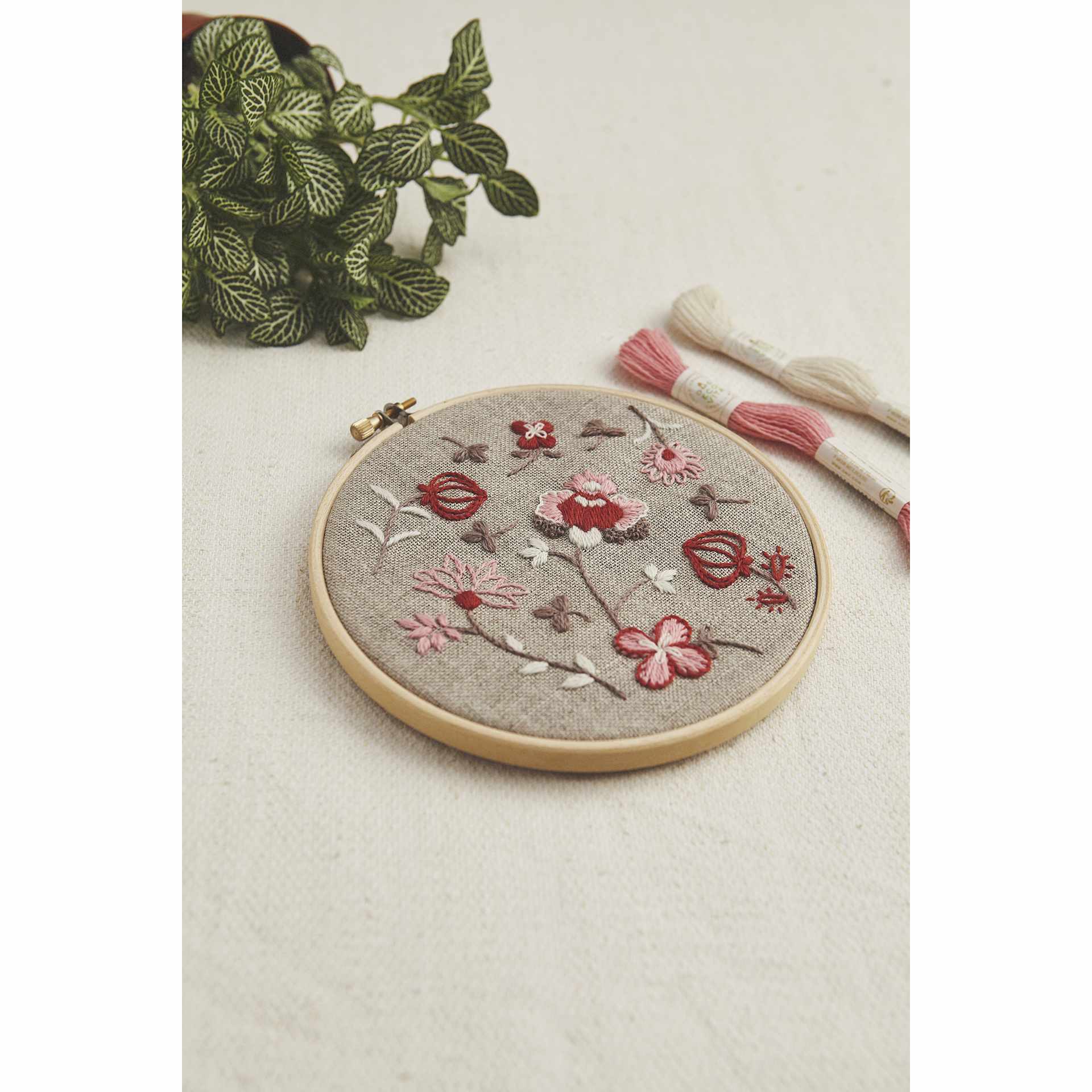 DMC The Designer Collection Eco Vita Embroidery Kit - Indiennes Flowers