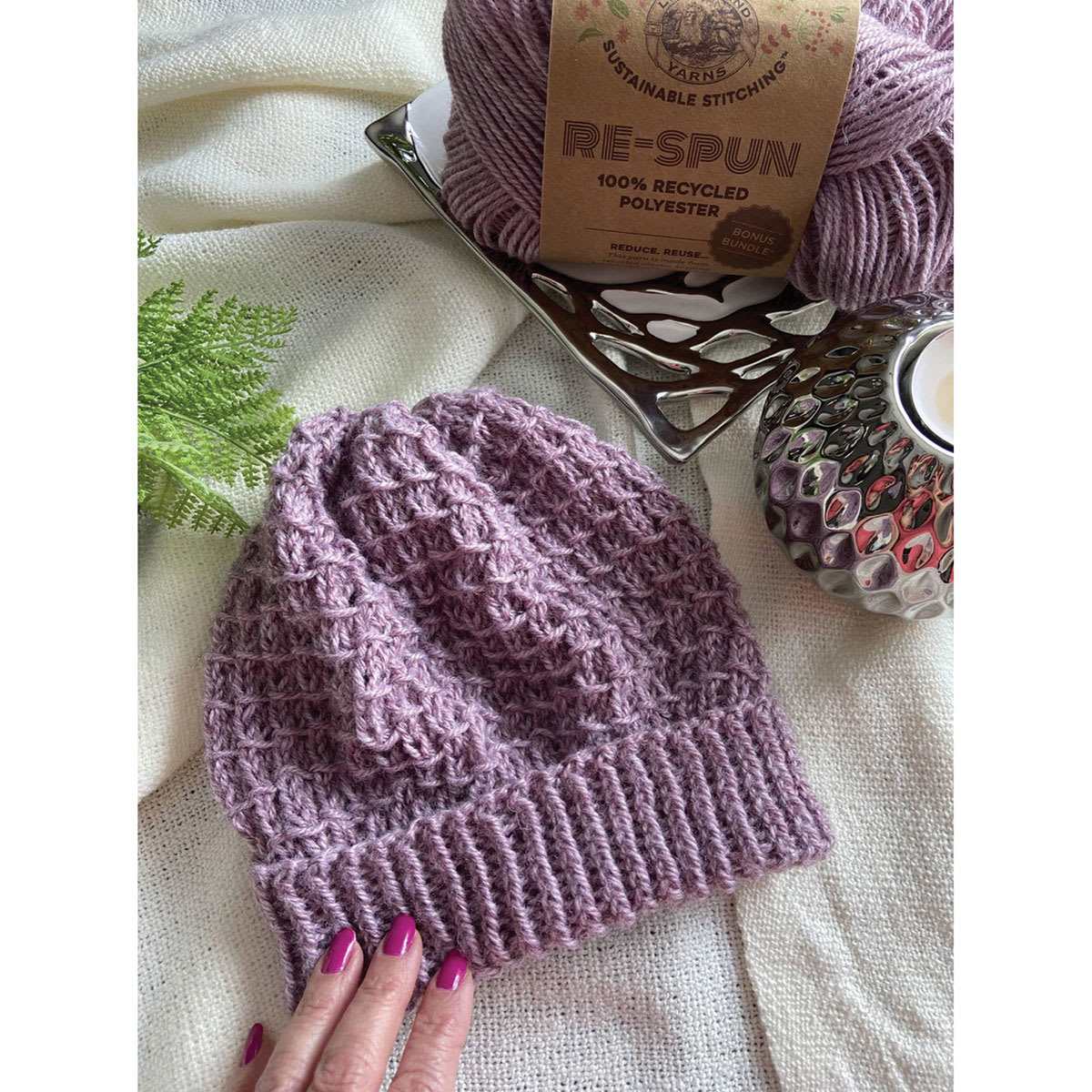 Lion Brand Re-Spun Bonus Bundle Yarn (Hat)