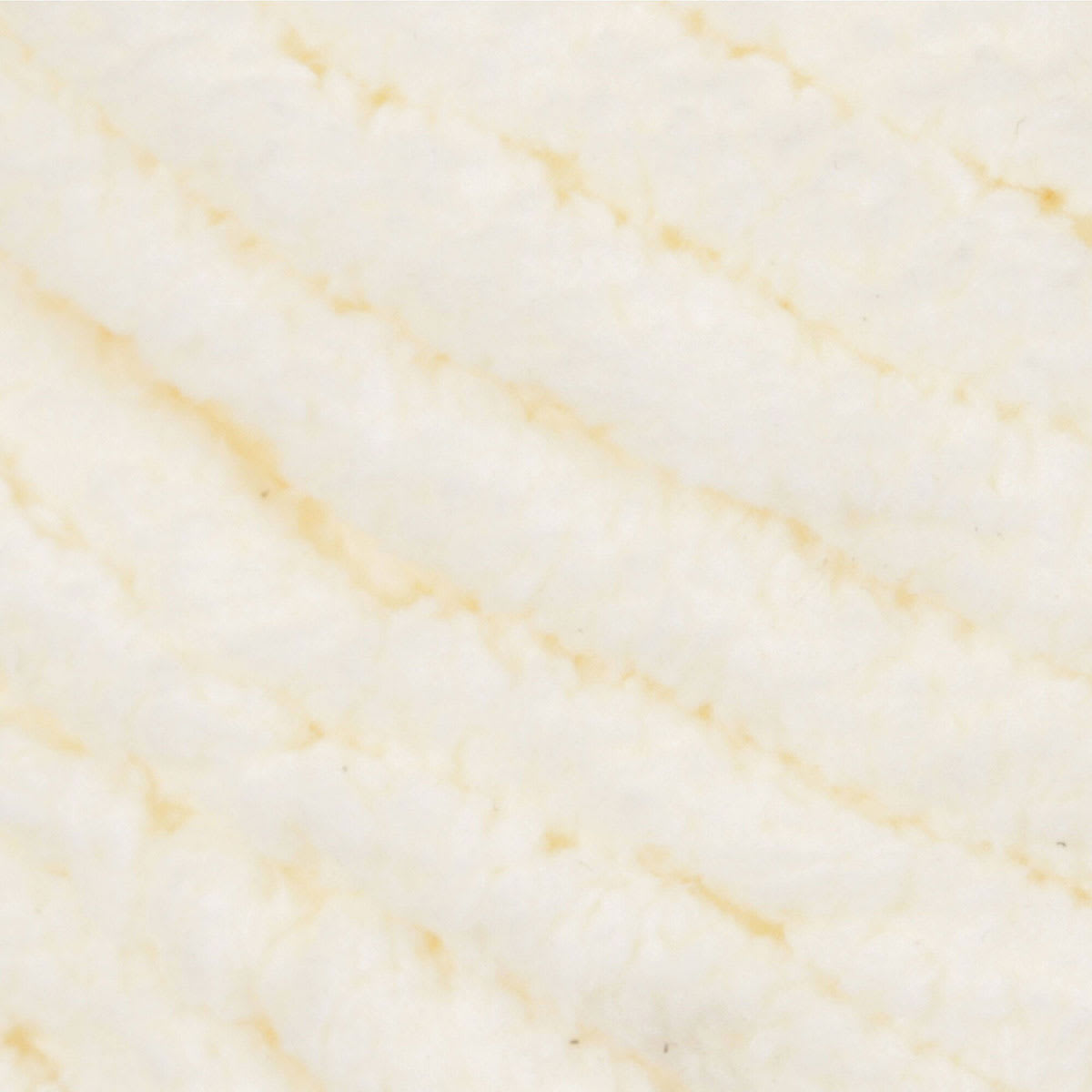 Bernat Blanket Yarn - Vintage White, 220 yards (Close-up of yarn)