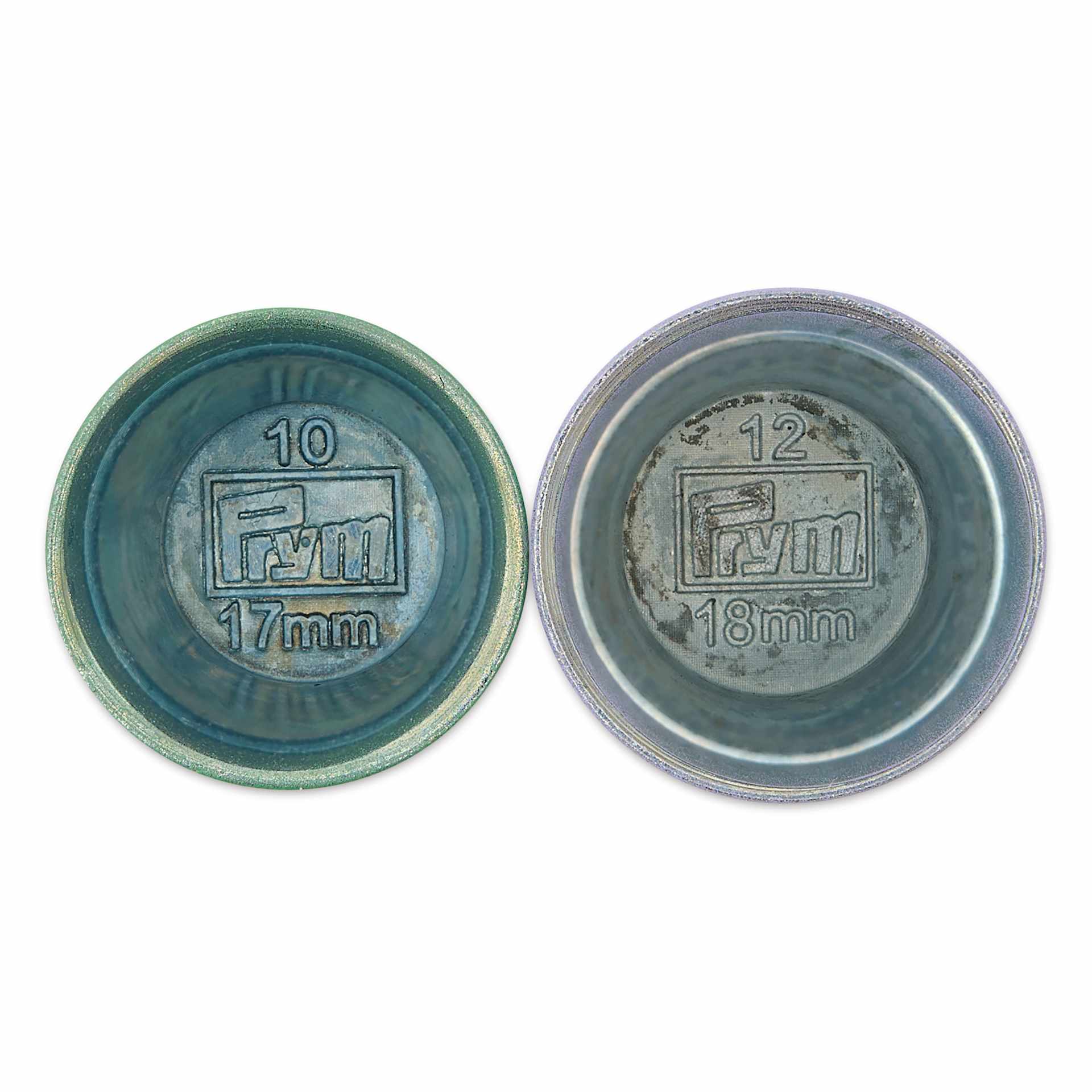 Dritz Slip-Stop Thimble - Set of 2, Large and Extra Large showing inside