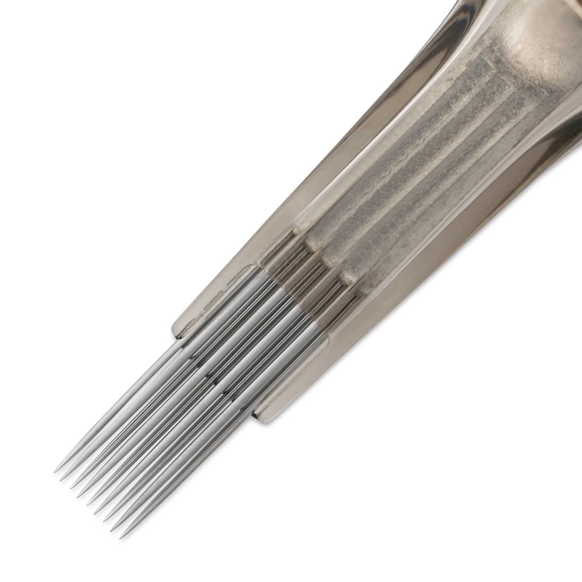Peak Quartz Magnum Medium Taper Tattoo Needle Cartridges - #12, 9 Needles, Pkg of 20, close-up of packaging