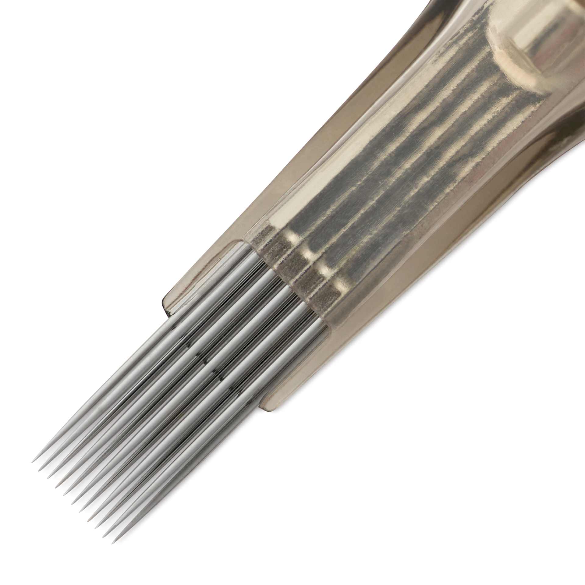 Peak Quartz Magnum Medium Taper Tattoo Needle Cartridges - #12, 11 Needles, Pkg of 20, close-up of needle