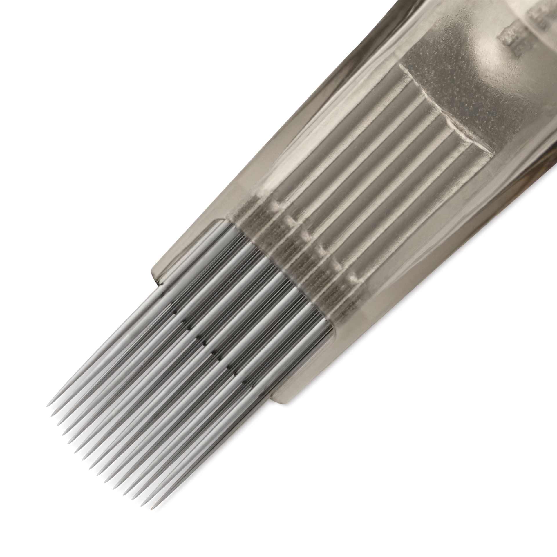 Peak Quartz Curved Magnum Long Taper Tattoo Needle Cartridges - #12, 15 Needles, Pkg of 20, close-up of needle