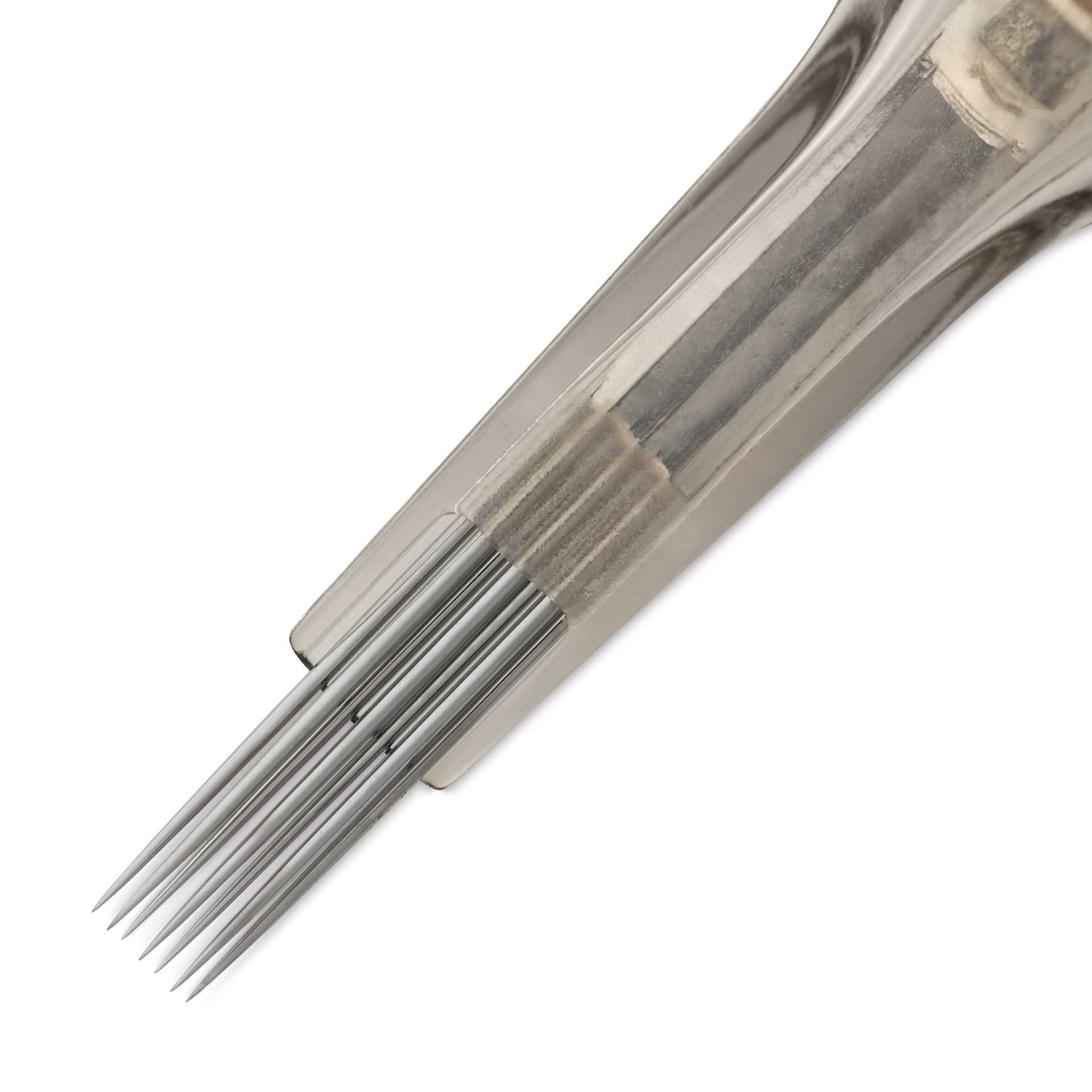 Peak Quartz Magnum Long Taper Tattoo Needle Cartridges - #12, 7 Needles, Pkg of 20, needle close-up