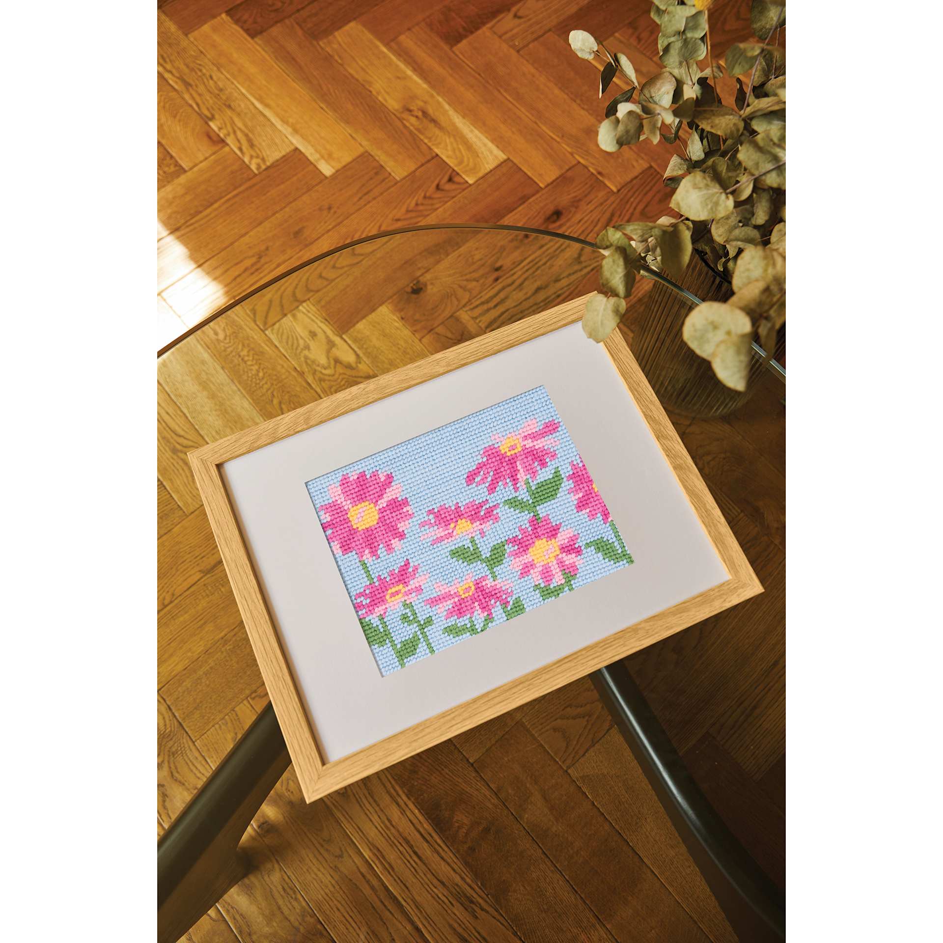 DMC The Designer Collection Easy Tapestry & Needlepoint Kit - Daisy Field