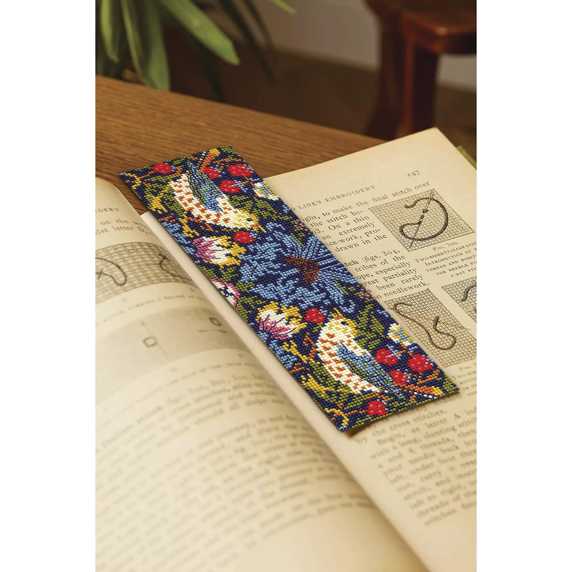 DMC The Masters Collection Cross Stitch Bookmark Kit - "Strawberry Thief" by William Morris