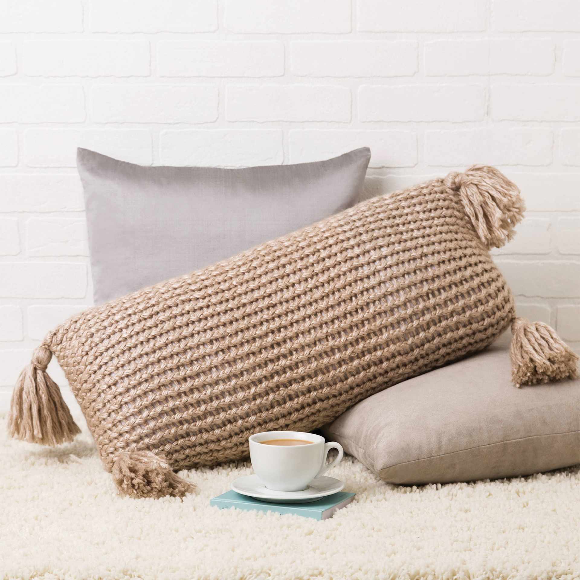 Boye Looms - finished pillow case example