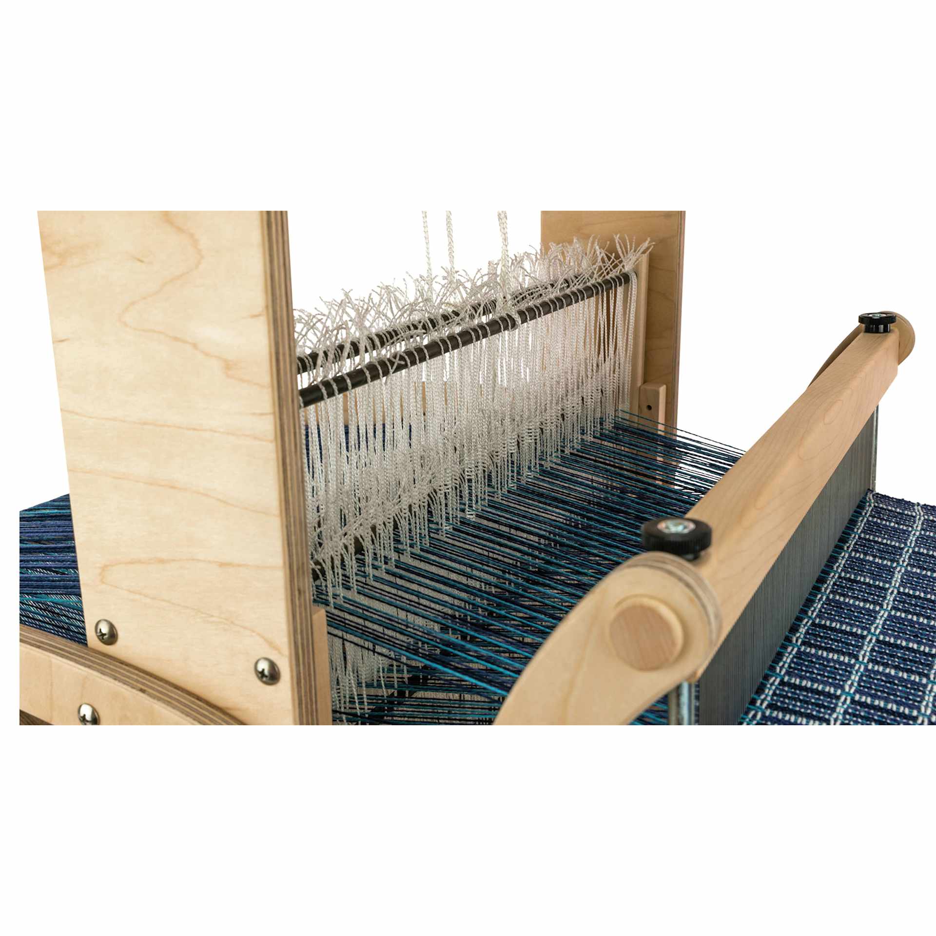 Schacht Cricket Quartet, close-up (loom shown not included)