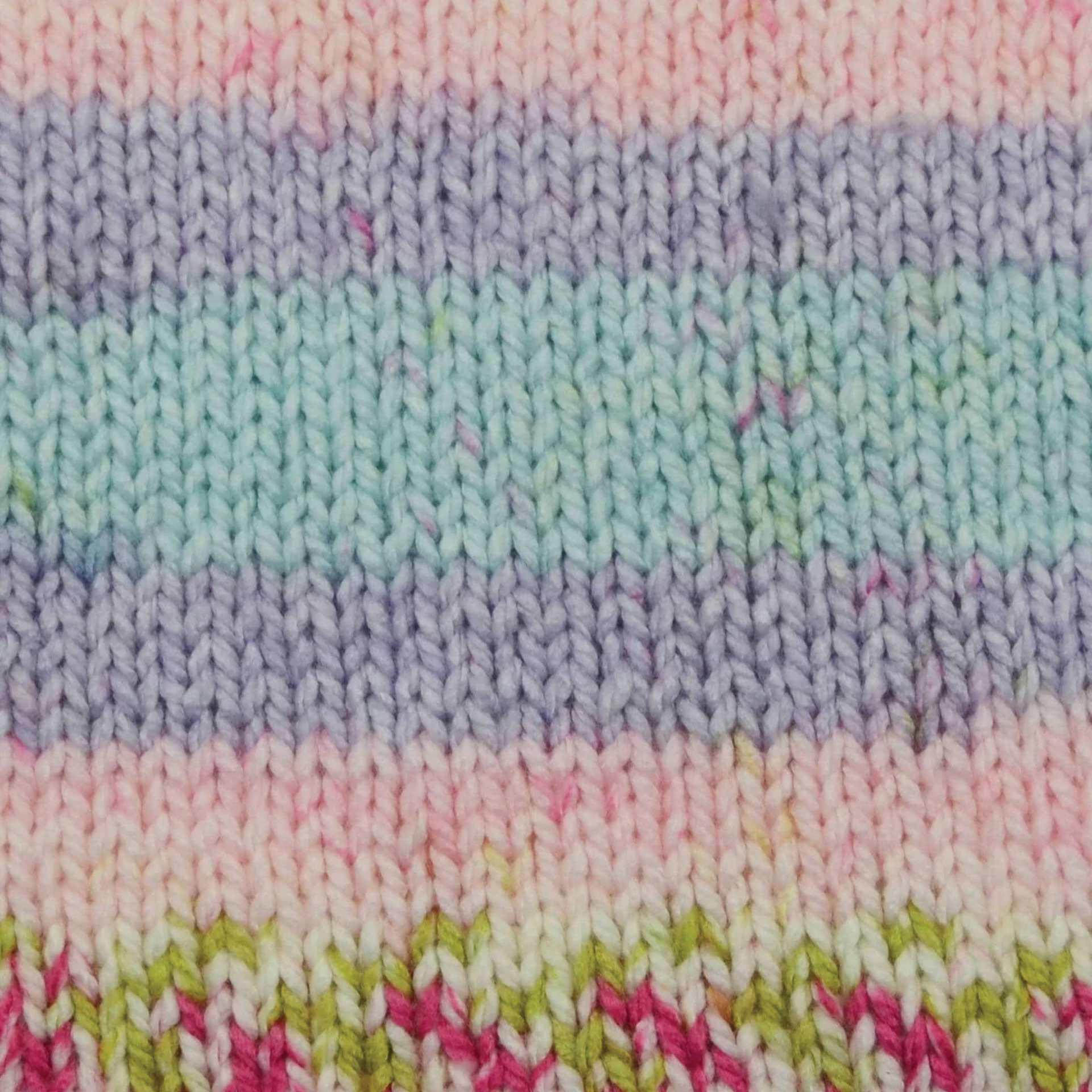 Premier Yarn Bloom Chunky Yarn - Hydrangea, knitted sample