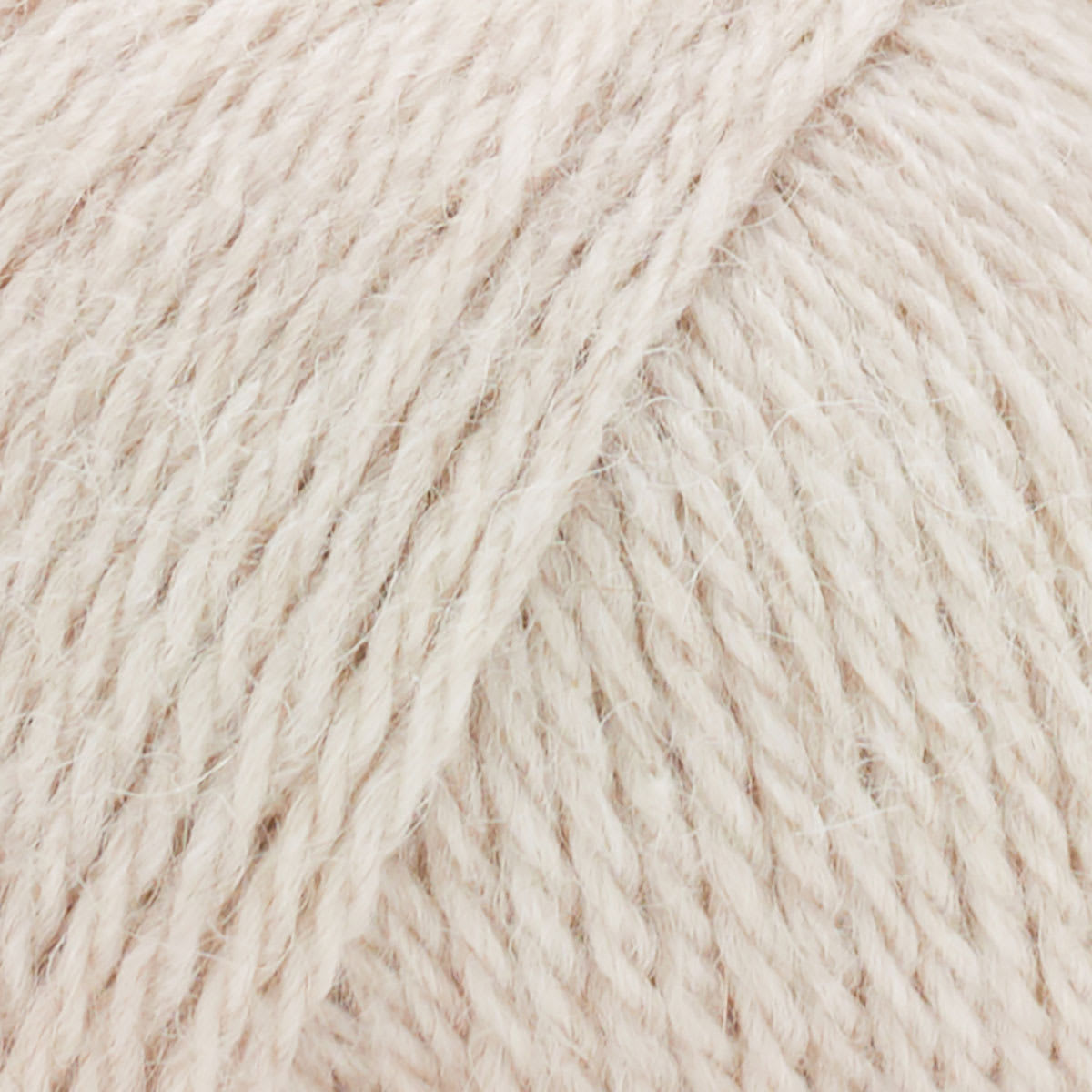 Universal Yarn Fawning Yarn - Sesame, close-up