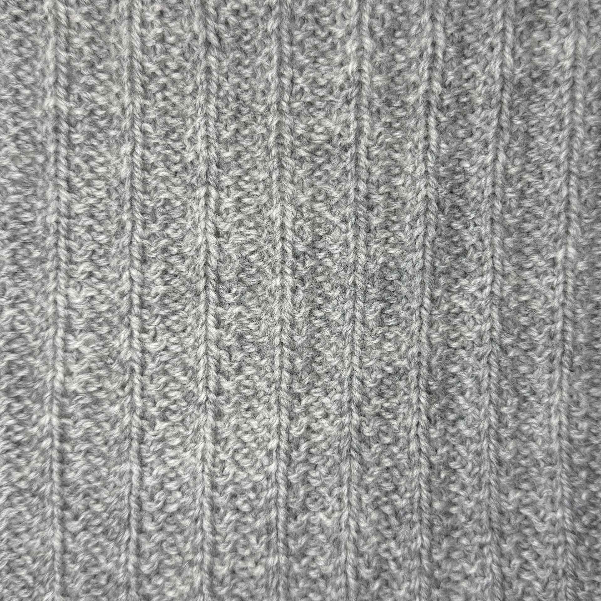 HiKoo Highland Lux Yarn - Mist knitted