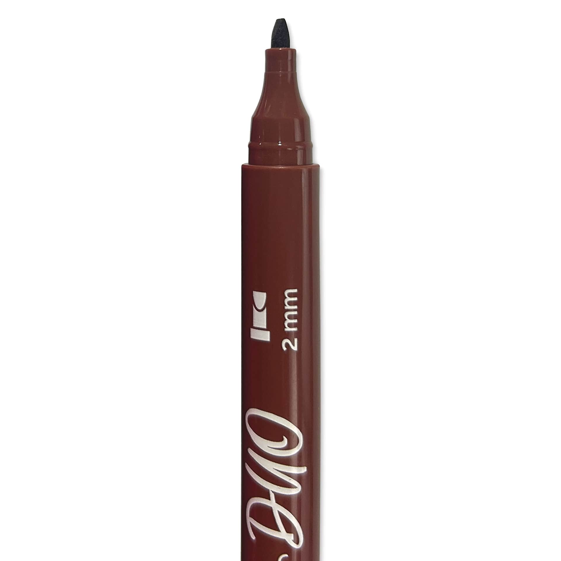 Ooly Calligraphy Duo Marker Set, close-up of 2 mm tip