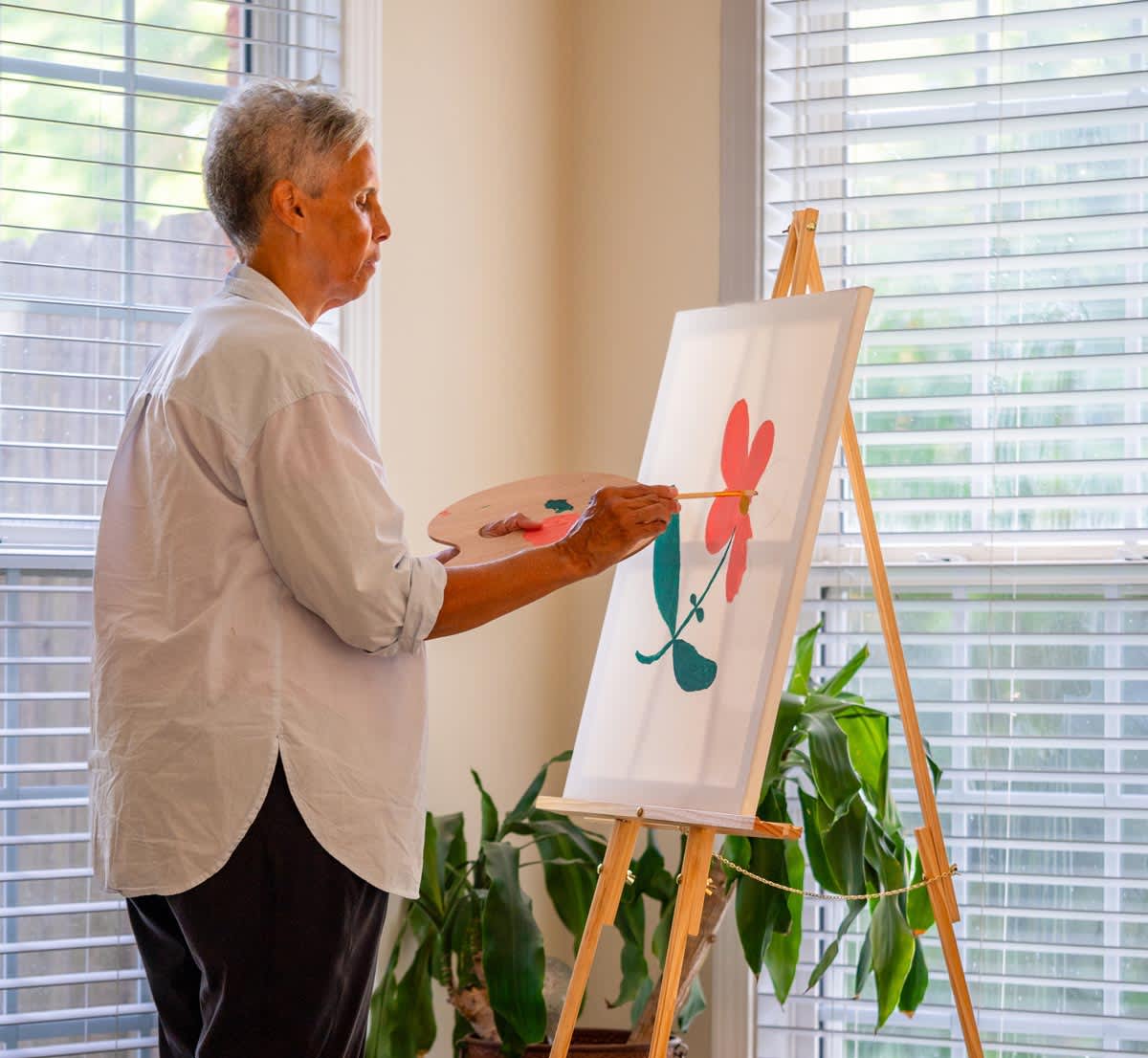 Art Alternatives Basic Wood Display Easel - Natural, in studio