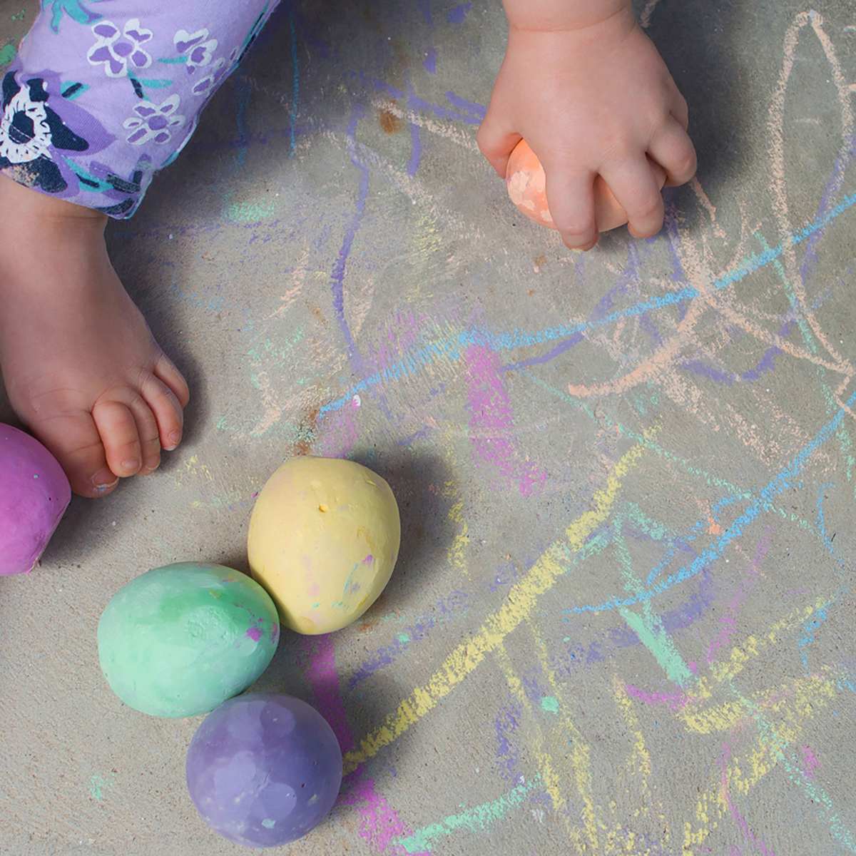 Egg Chalk Sets 24-Piece Set